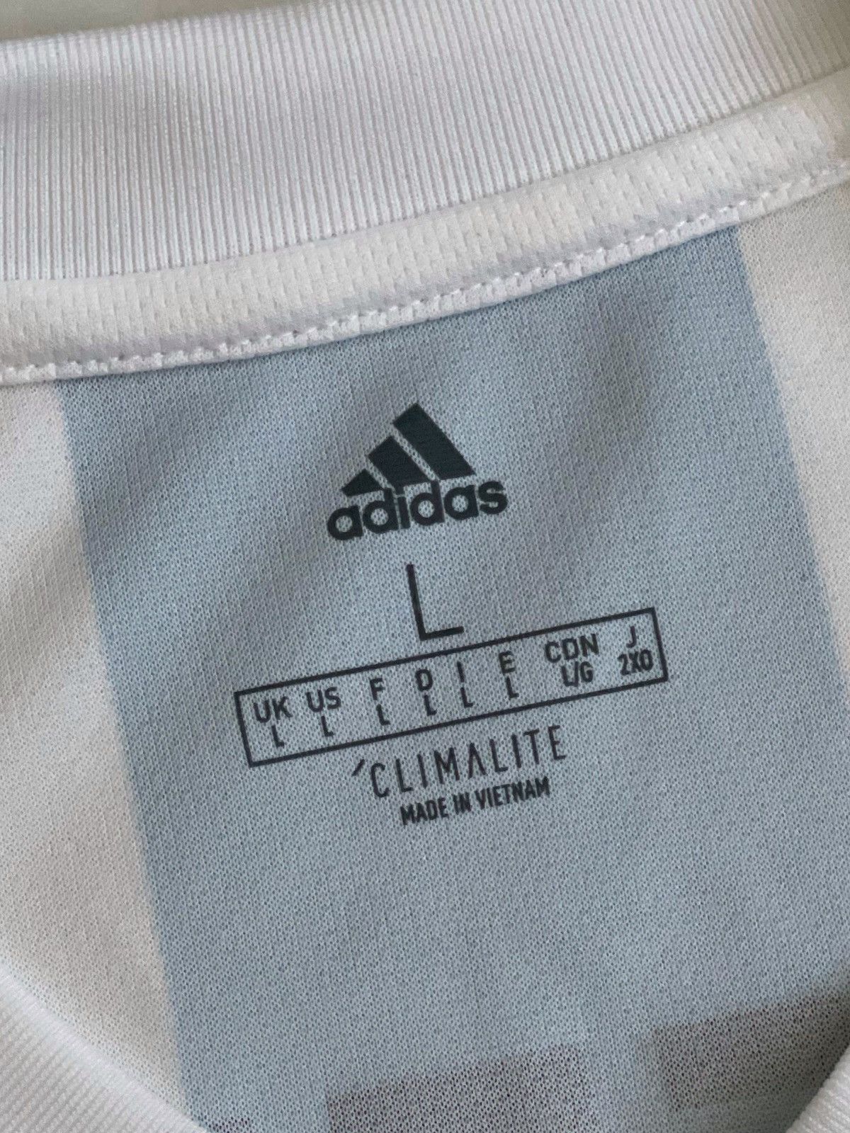 Adidas ARGENTINA ADIDAS 2018 WC FOOTBALL HOME JERSEY #10 MESSI Size US L / EU 52-54 / 3 - 4 Thumbnail