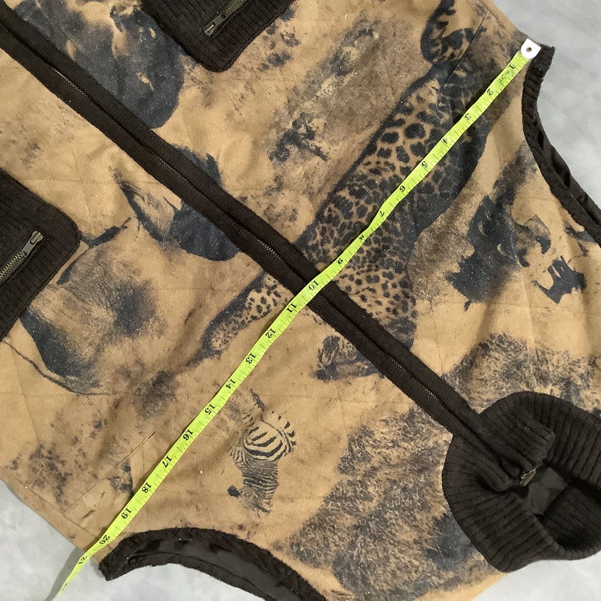 Art Comes First × Japanese Brand Need Gone❗️ Animal All Over Printed Vest La Moda Goji Size US M / EU 48-50 / 2 - 9 Thumbnail
