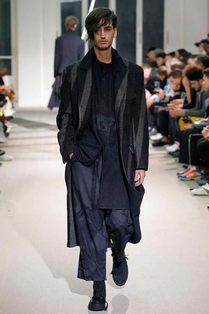 image of Yohji Yamamoto Pour Homme 19Aw Look6 Coat in Black, Men's (Size Medium)