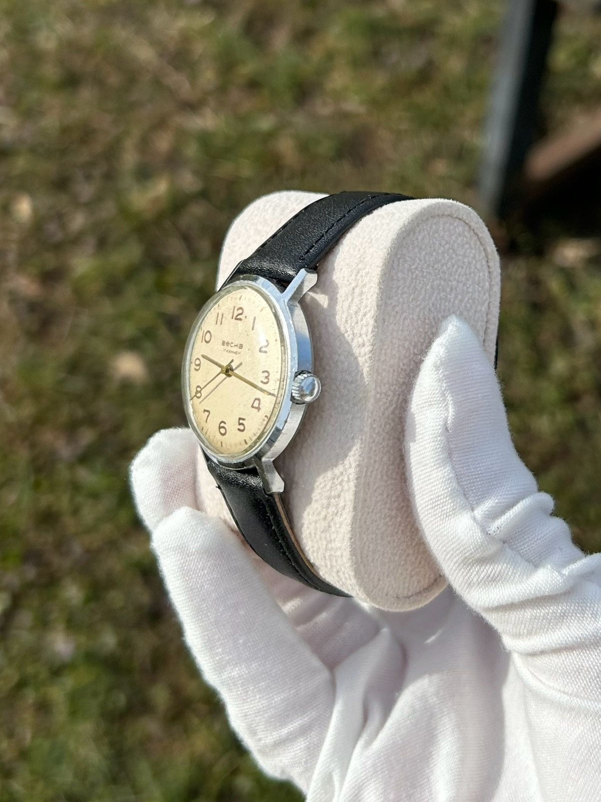 Vintage Vintage Vesna Watch USSR Soviet Mechanical Authentic 1970s Size ONE SIZE - 12 Thumbnail