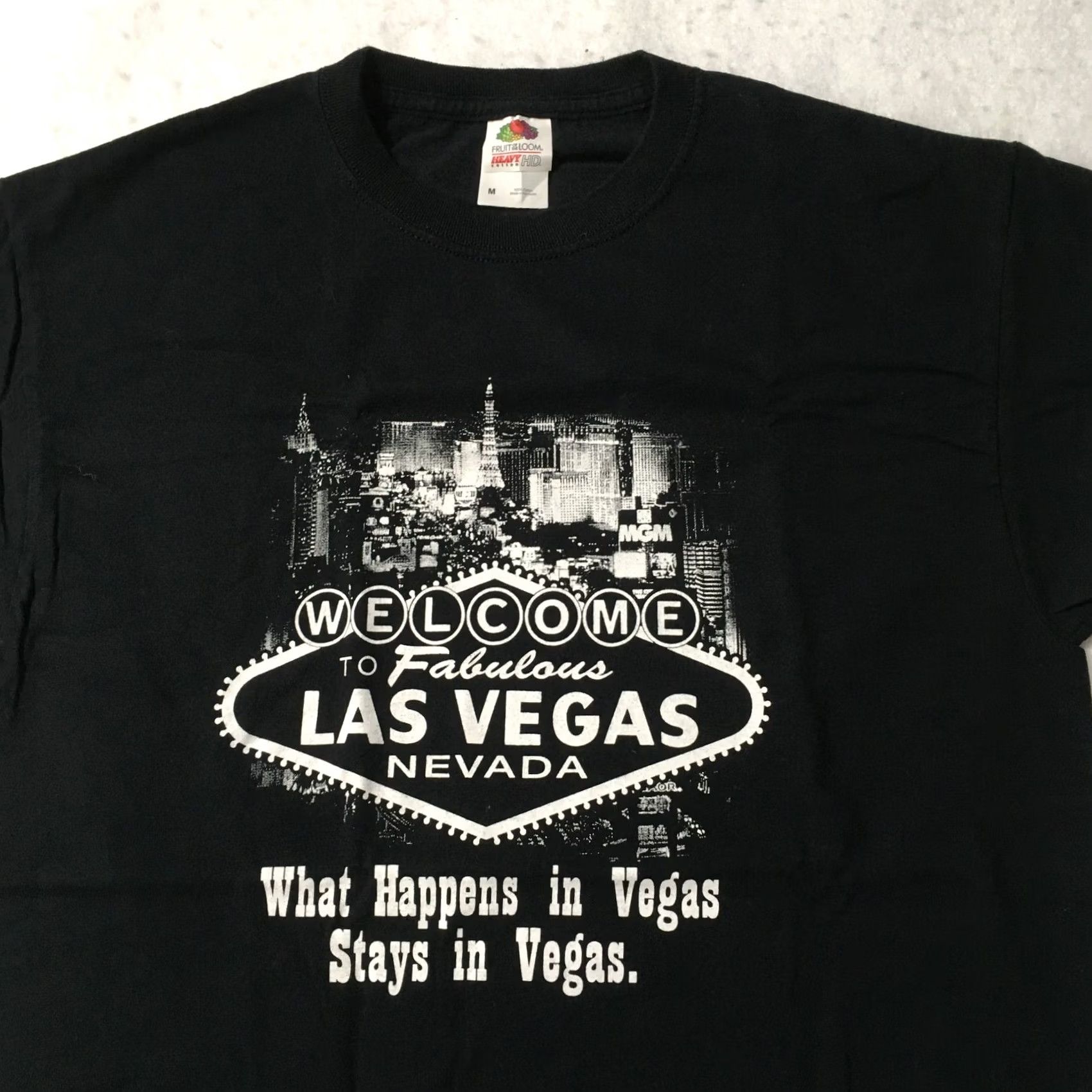 Fruit Of The Loom VINTAGE Hotel Casino Las Vegas Graphic-T black Medium Mens Size US M / EU 48-50 / 2 - 2 Thumbnail