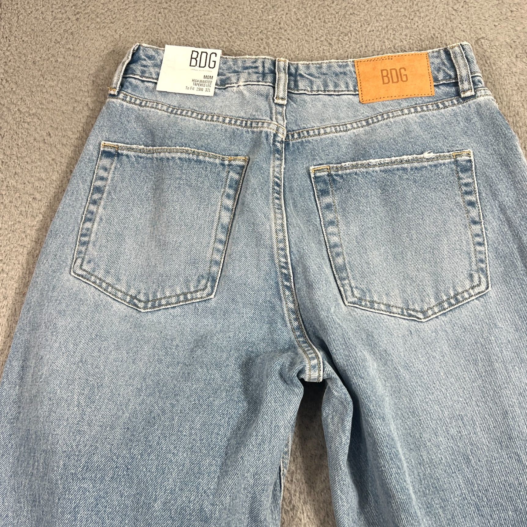 Urban Outfitters URBAN OUTFITTERS BDG Jeans Womens High Waisted Tapered Leg Light Wash 29x32 Blue Size 29" - 5 Thumbnail