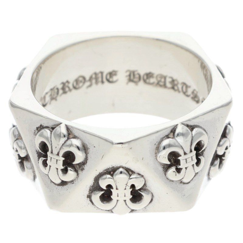 Chrome Hearts Silver Cutout Fleur Knee Ring | Grailed