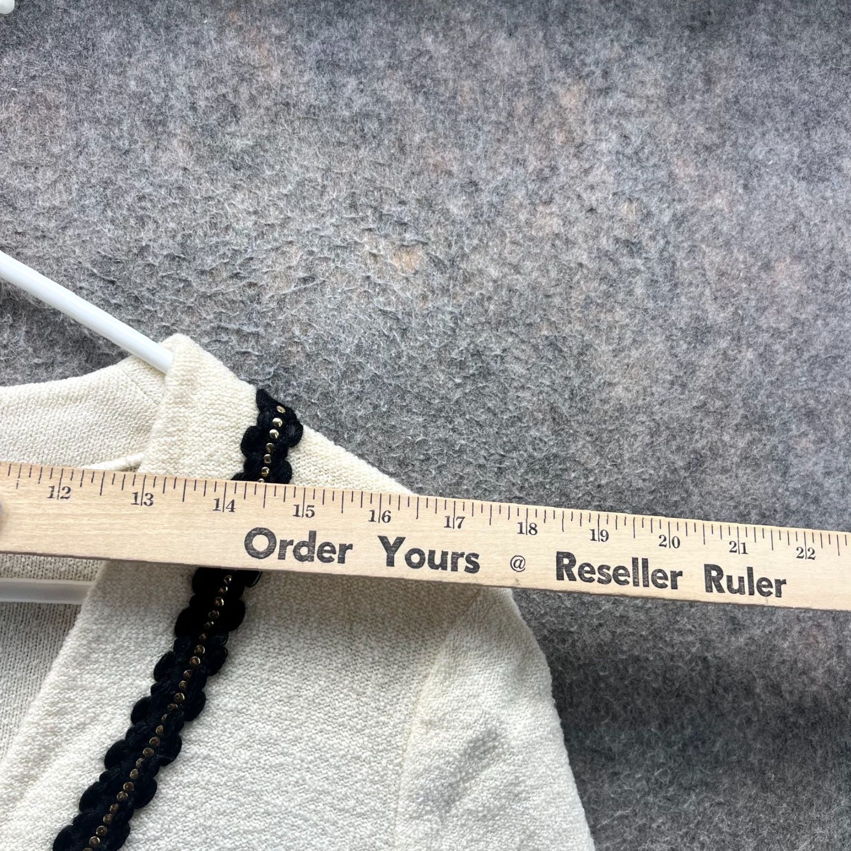 St. John St. John Collection Jacket Women 8 Beige Cardigan Black Trim Marie Gray Military Casual Business Vintage No N/A Size M / US 6-8 / IT 42-44 - 5 Thumbnail