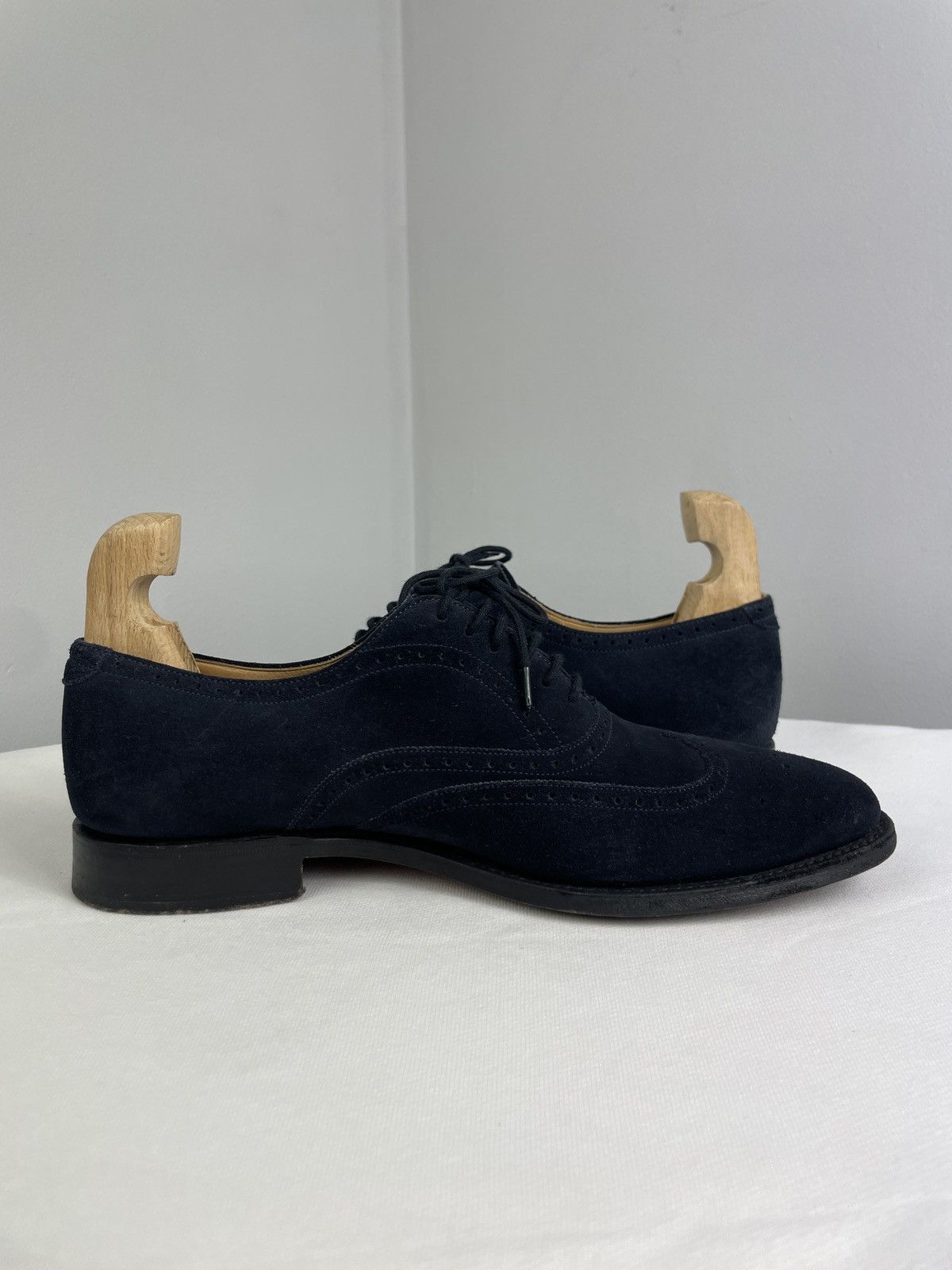 Church's Church’s Berlin Navy Suede Wingtip Brogues UK 8.5 F Size US 9.5 / EU 42-43 - 5 Thumbnail