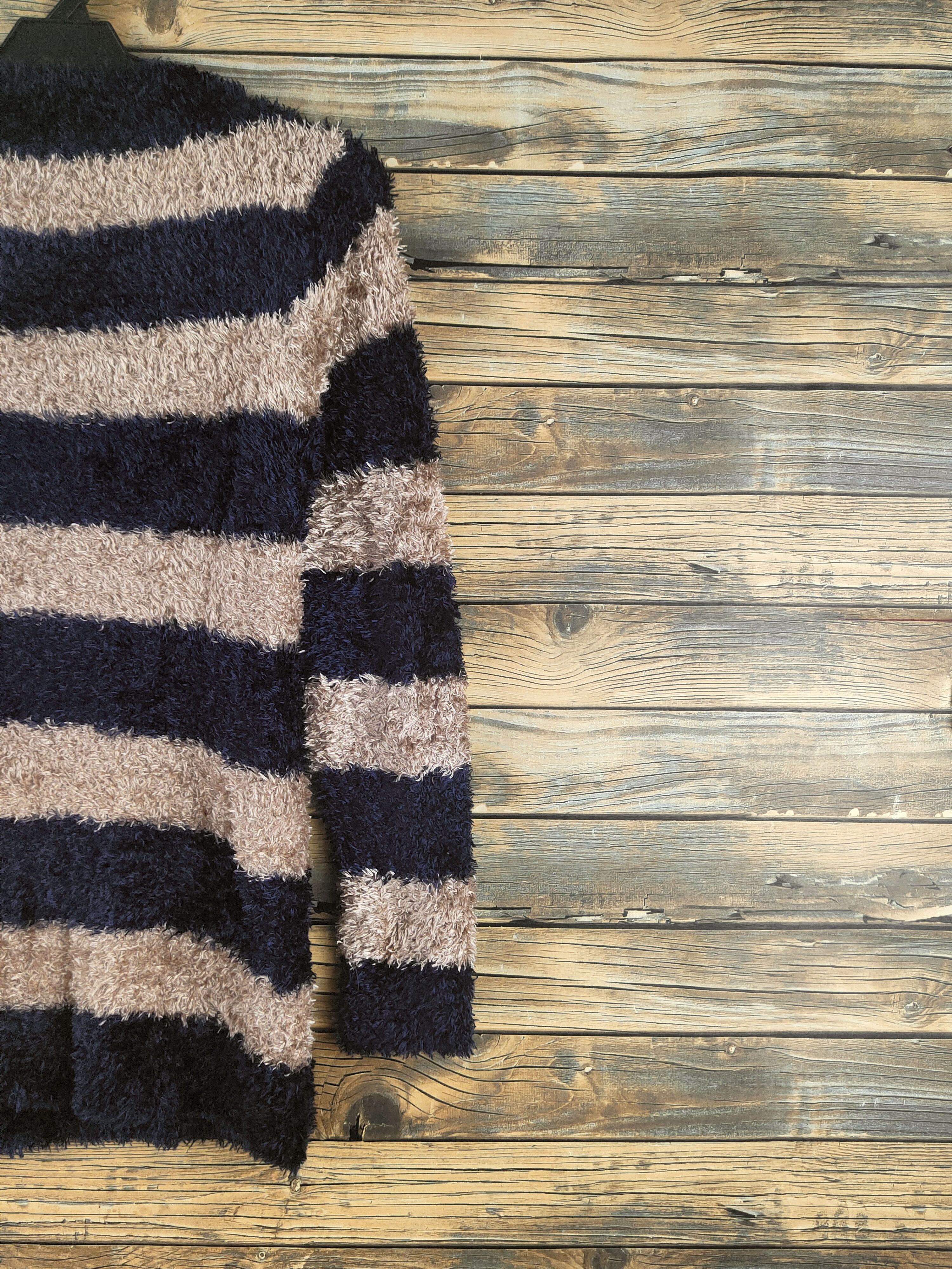 Japanese Brand DL Persodea Navy Beige Fur Mohair Knitwear #46-919 Size S / US 4 / IT 40 - 9 Thumbnail