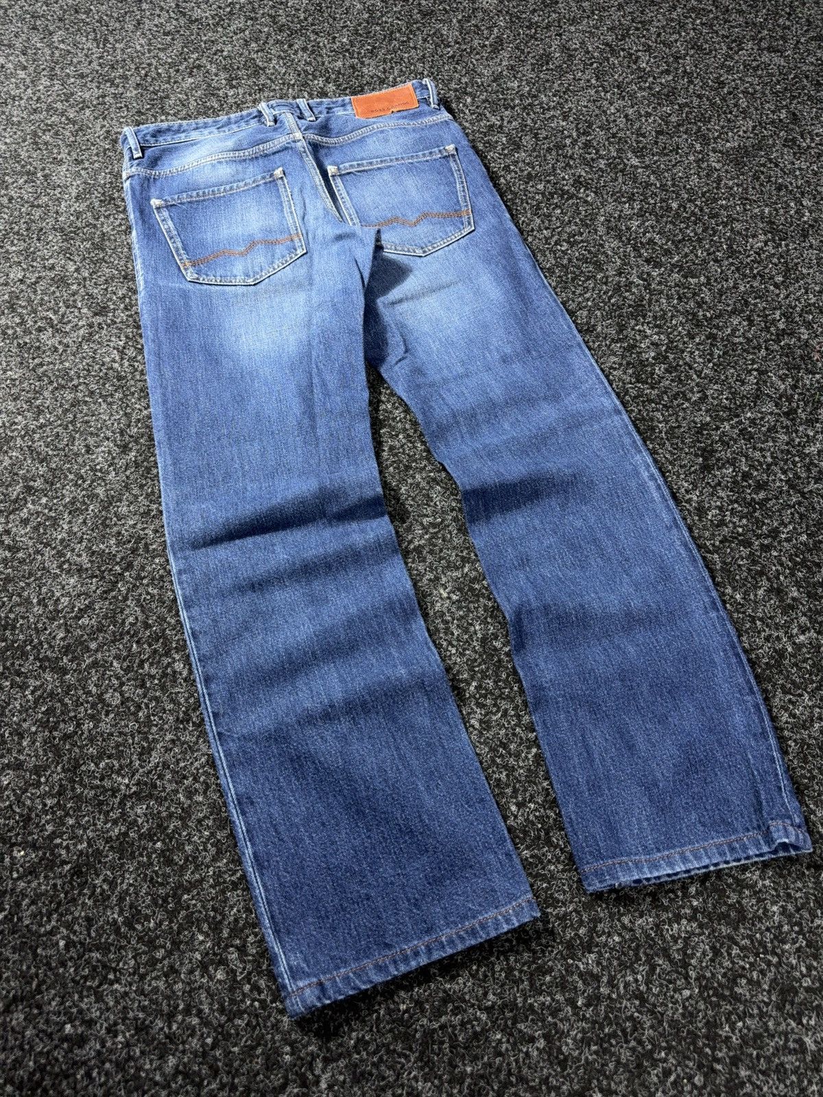 Hugo Boss Luxury Hugo Boss Orange Vintage Y2K Straight Fade Jeans W30 Size US 30 / EU 46 - 12 Thumbnail