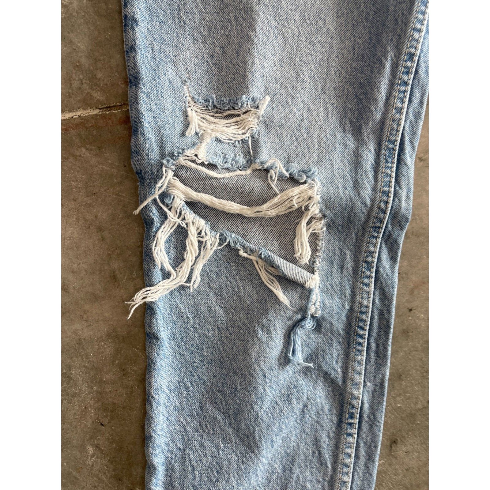 Zara VTG Y2K ZARA WOMENS SKINNY JEANS LIGHT BLUE STONE WASH DISTR Size 25" / US 0 / IT 36 - 4 Thumbnail