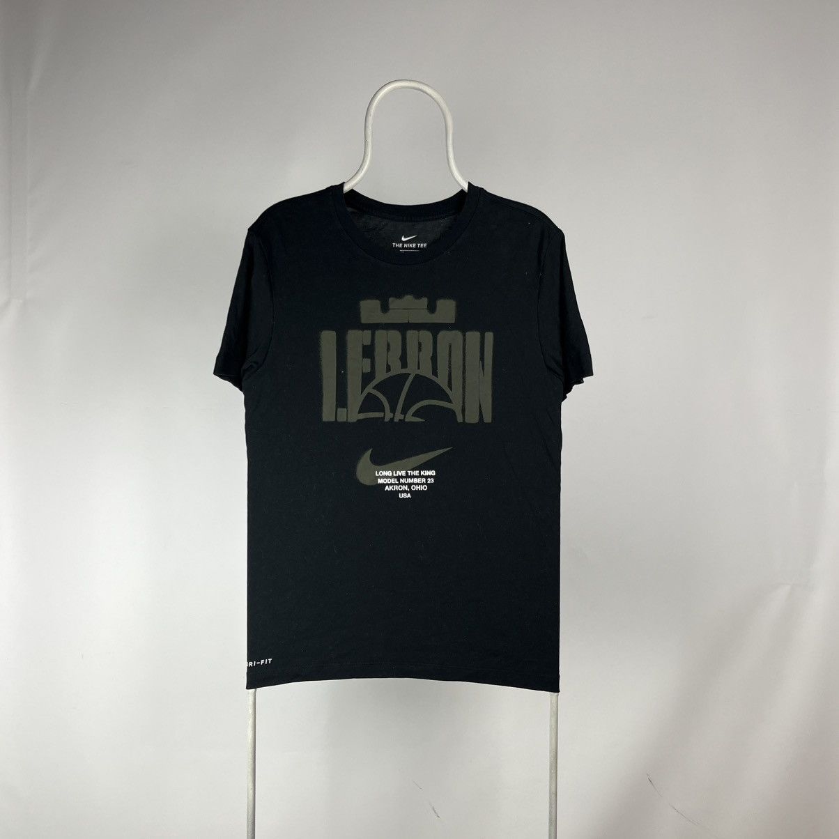 Nike LeBron James LA Lakers nike Dri-Fit Shirt Mens sz Small Size US S / EU 44-46 / 1 - 1 Thumbnail