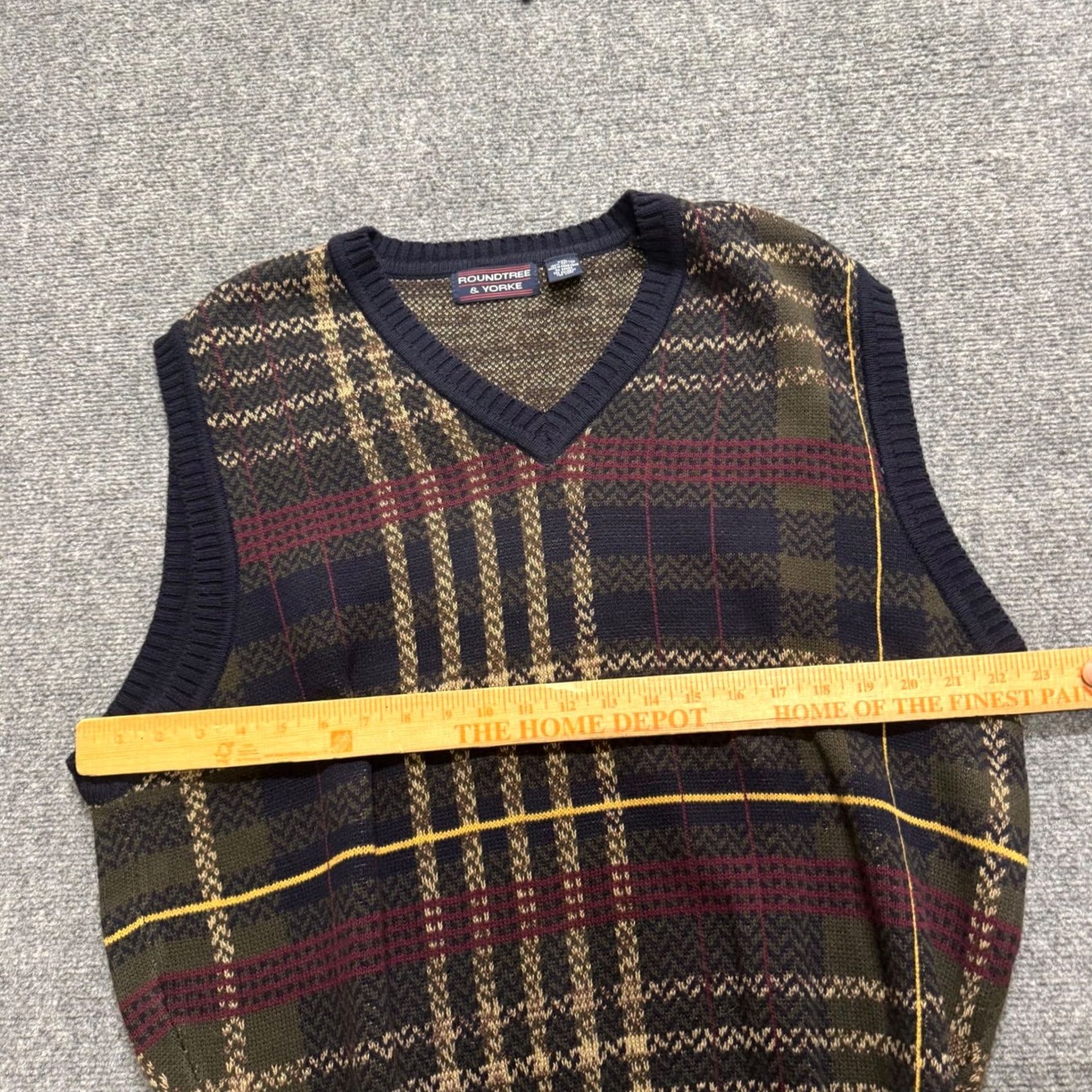 Vintage VTG Knitted Sweater Vest Patterned Mens 2XL New York Striped Round-tree Size US XXL / EU 58 / 5 - 4 Thumbnail