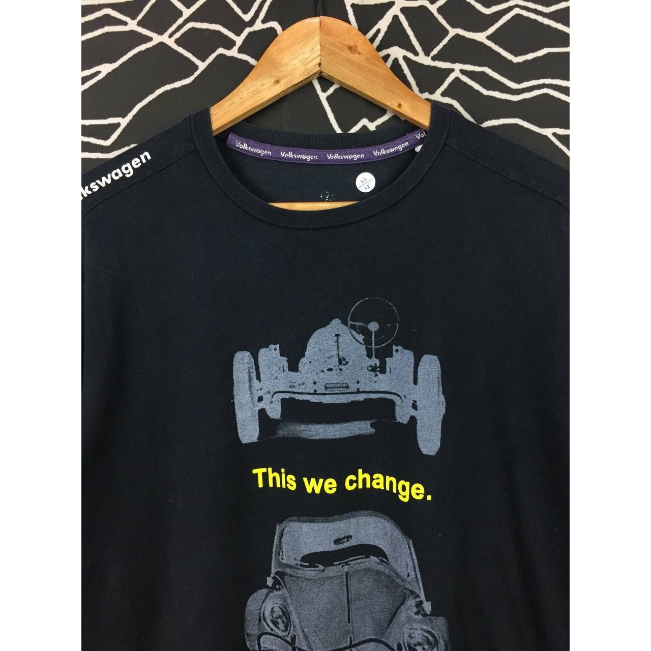 Vintage Volkswagen This We Change This We don't Graphic Car Tee Size US L / EU 52-54 / 3 - 3 Thumbnail