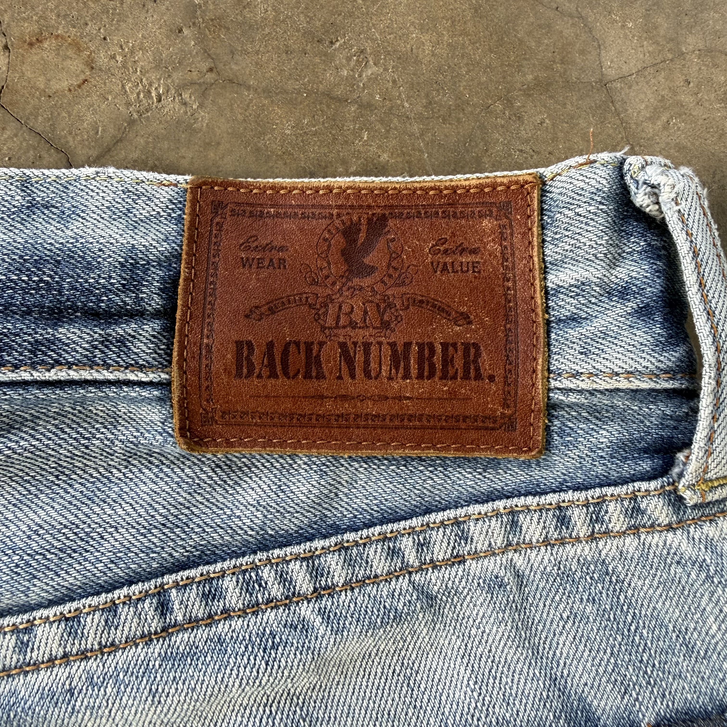Japanese Brand Vintage Back Number Faded Wash Blue Denim Jean W31 Size US 31 - 12 Thumbnail