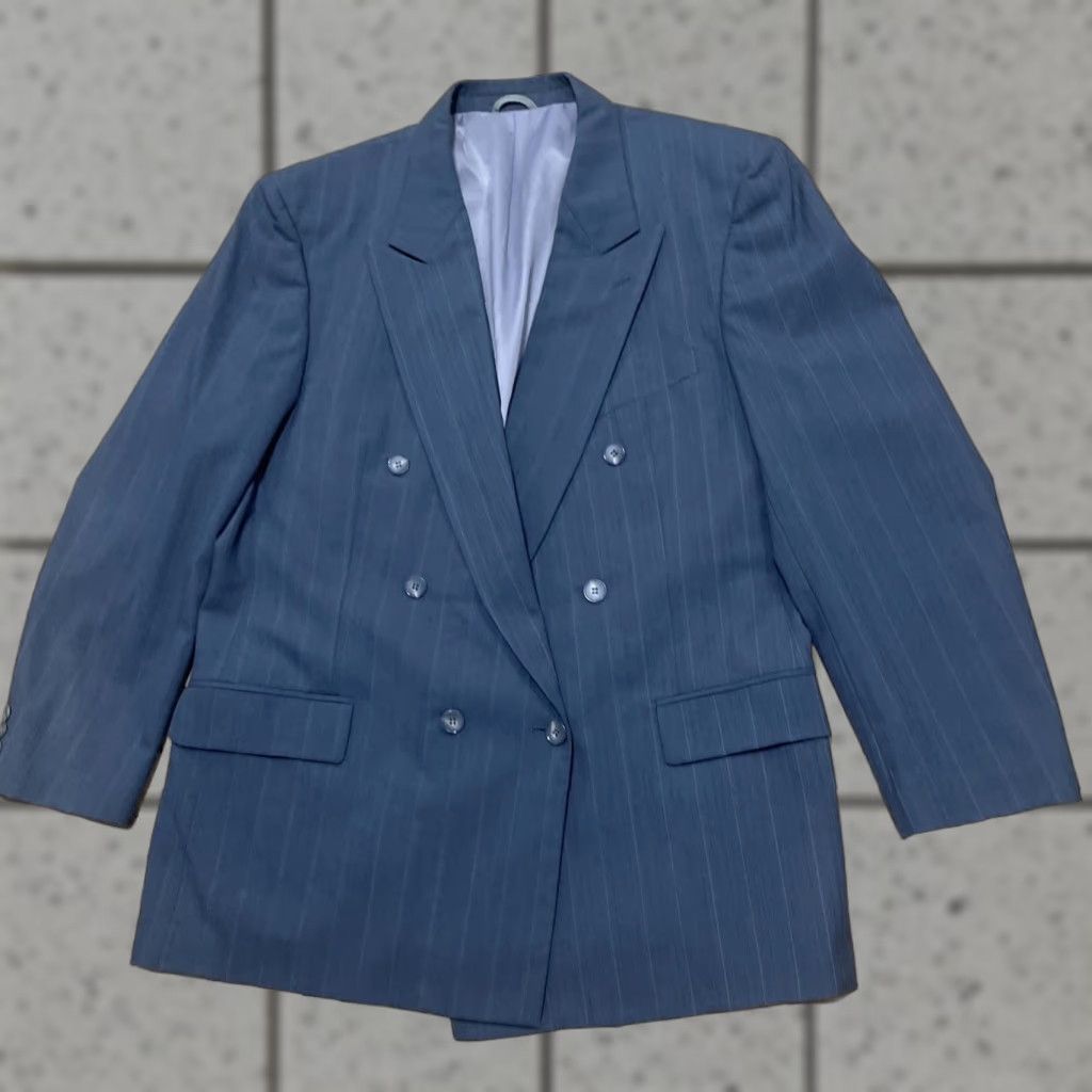 Vintage VINTAGE Mario Zignone 2 Piece Suit Men 44R Double-Breasted Gray Blue Stripe Peak Lapel Size 44R - 1 Thumbnail