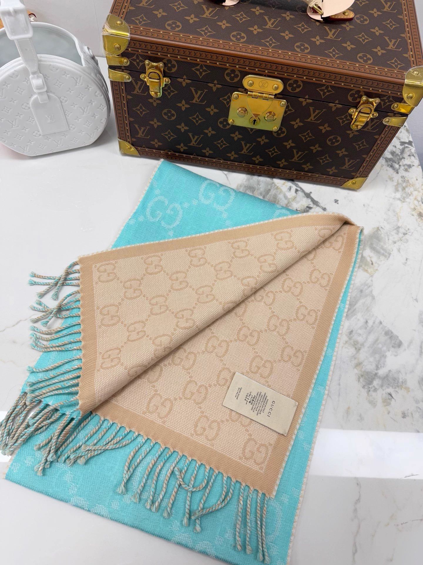 Gucci Gucci GG Print Reversible Scarf Blue/Khaki NEW Size ONE SIZE - 2 Thumbnail