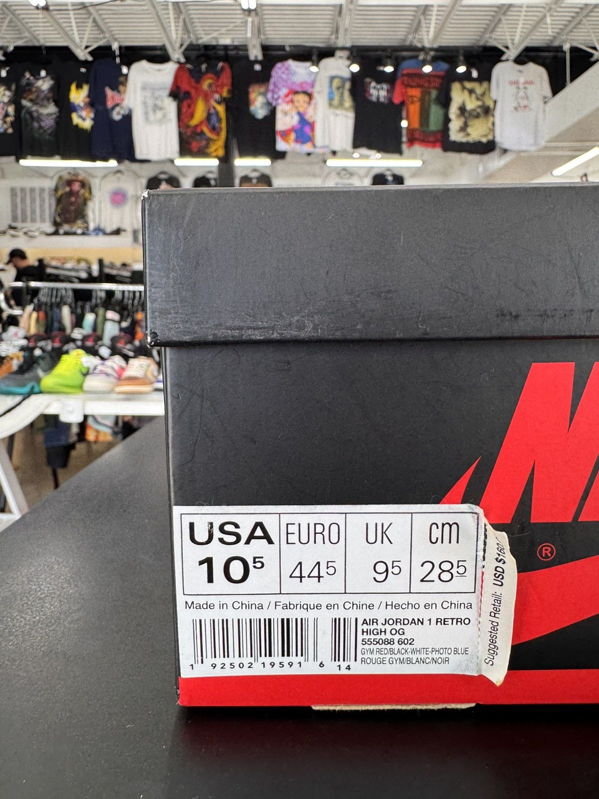 Jordan Brand Air Jordan 1 High Spider-Man Origin Story Size 10.5 (2018) Size US 10.5 / EU 43-44 - 12 Thumbnail