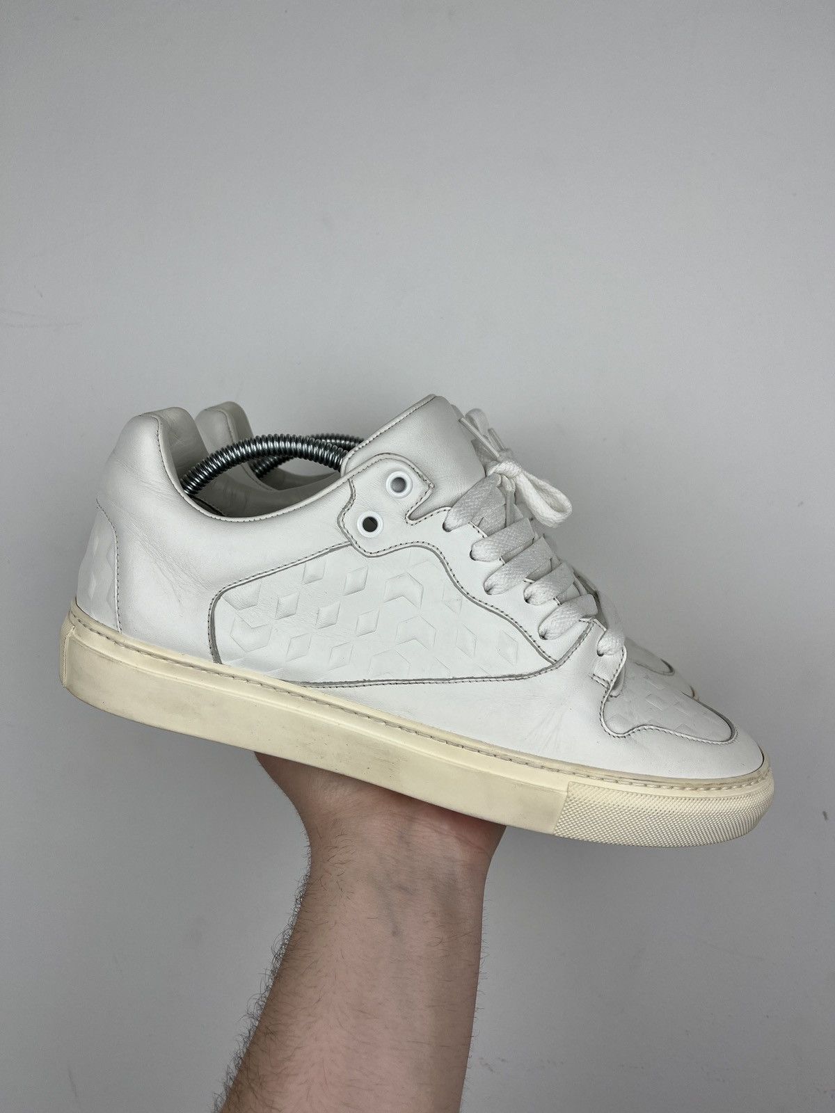 Balenciaga Balenciaga Embossed Leather Lowtop Sneakers Size US 7.5 / EU 40-41 - 1 Thumbnail