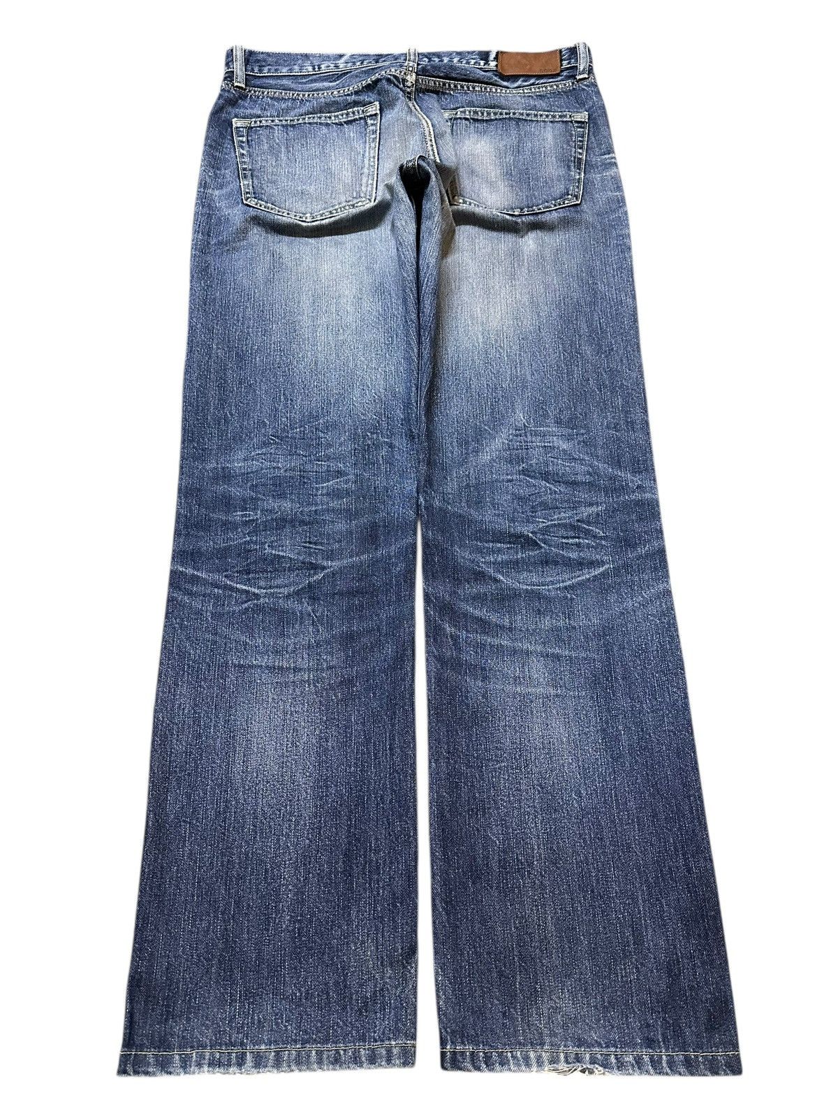 Uniqlo Vintage Japanese Uniqlo Blue Faded Wash Style Jeans Size US 34 / EU 50 - 2 Thumbnail