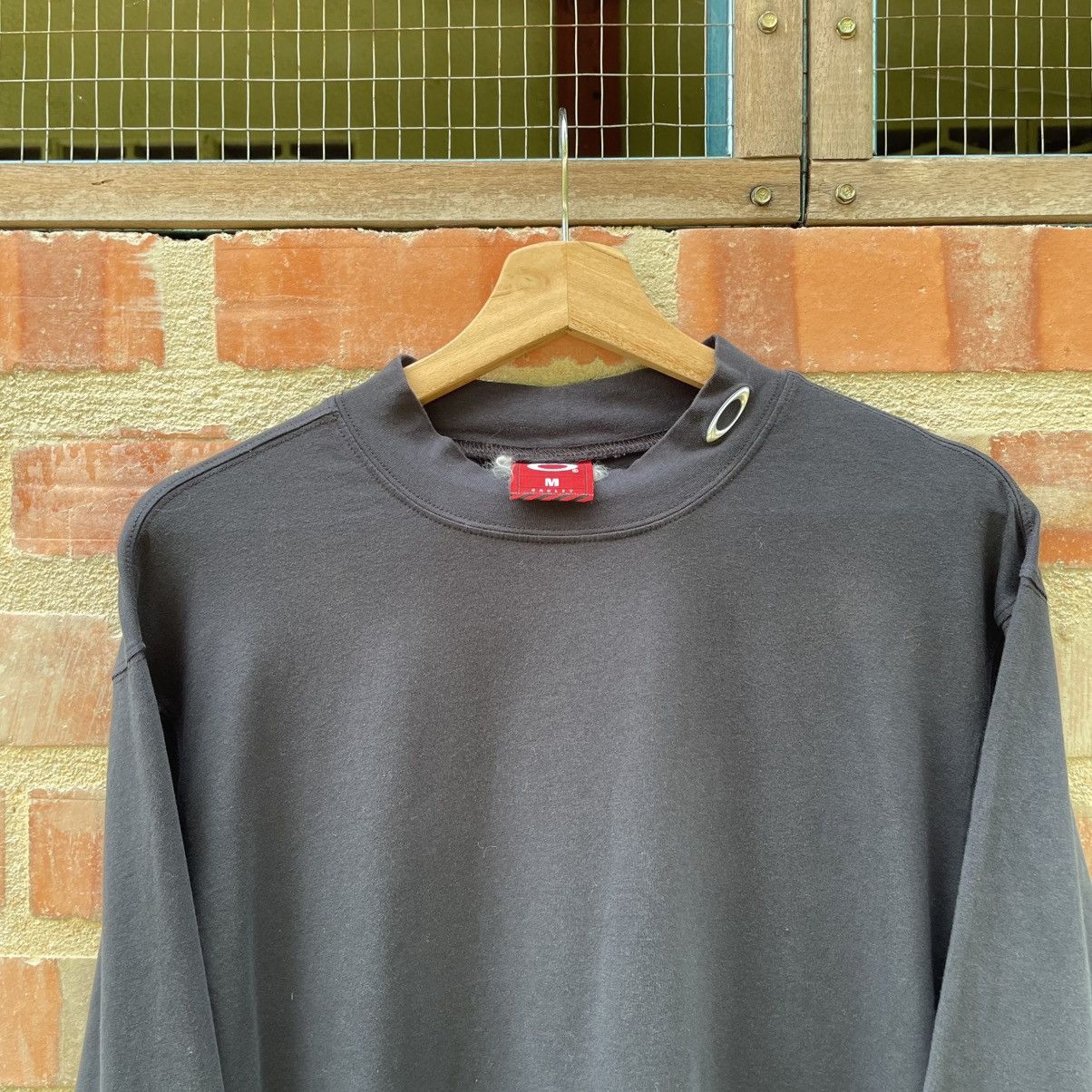 Oakley × Vintage Vintage 90s Oakley Mock Neck Long Sleeve 🍒 Size US M / EU 48-50 / 2 - 2 Thumbnail