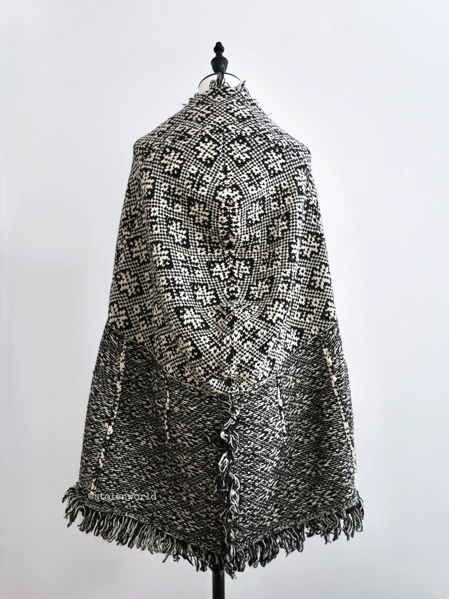 Y's Y's Yohji Thick Wool Fringe Cape Versatile Size 2 Size XS / US 0-2 / IT 36-38 - 4 Thumbnail