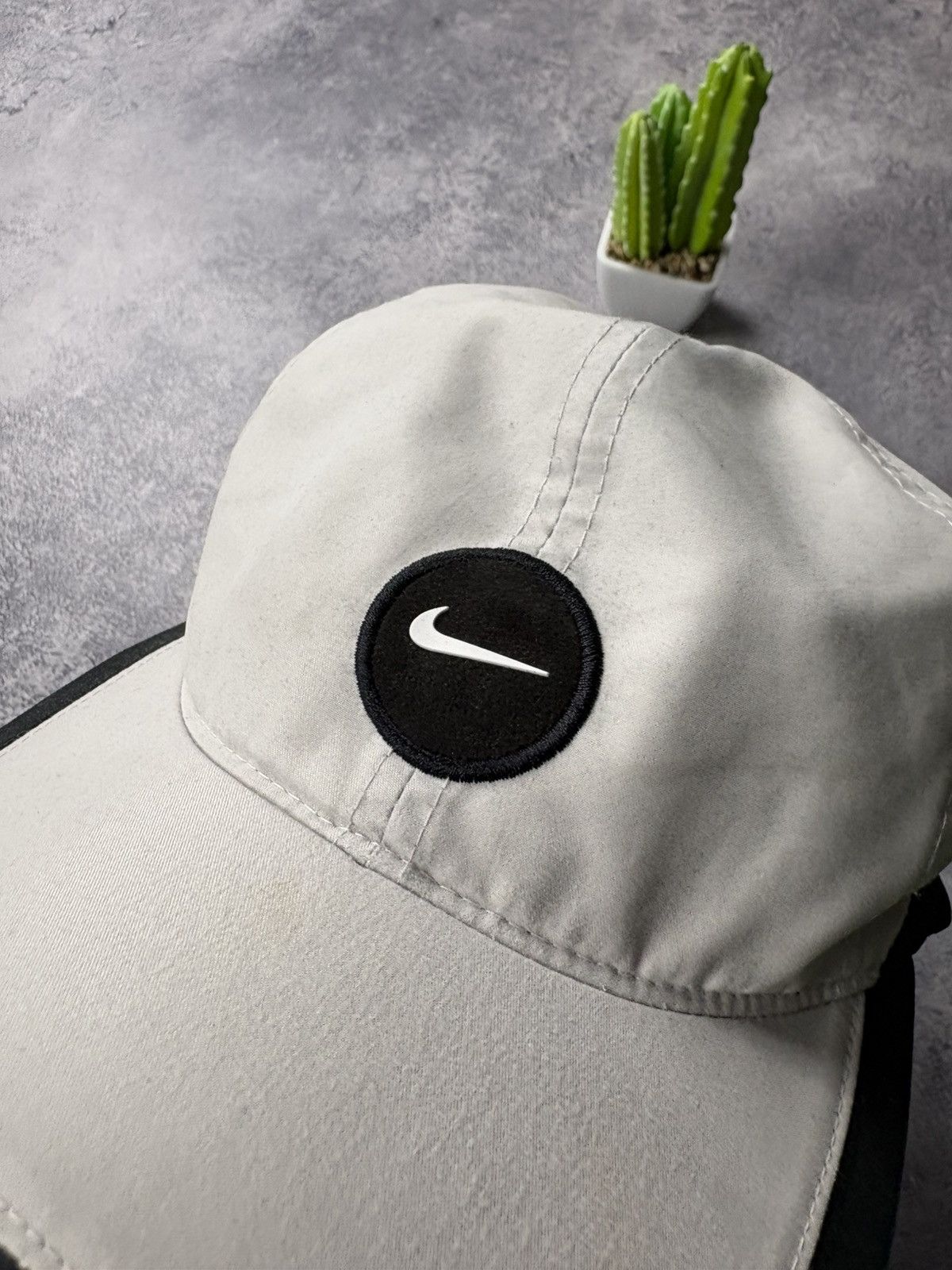 Nike NIKE Vintage 1990s Big Logo Streetwear Casual Hype Rare Size ONE SIZE - 2 Thumbnail