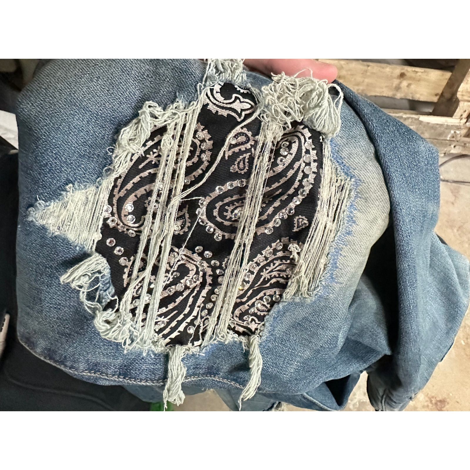 Amiri Amiri MX1 Vintage Wash Music Patch Used 34 Size US 34 / EU 50 - 2 Thumbnail