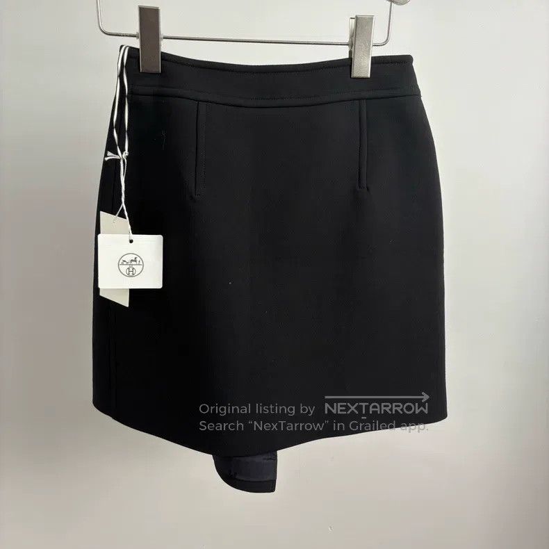 Hermes Hermes Black Studded Skirt Size 42" / US 20 - 2 Thumbnail