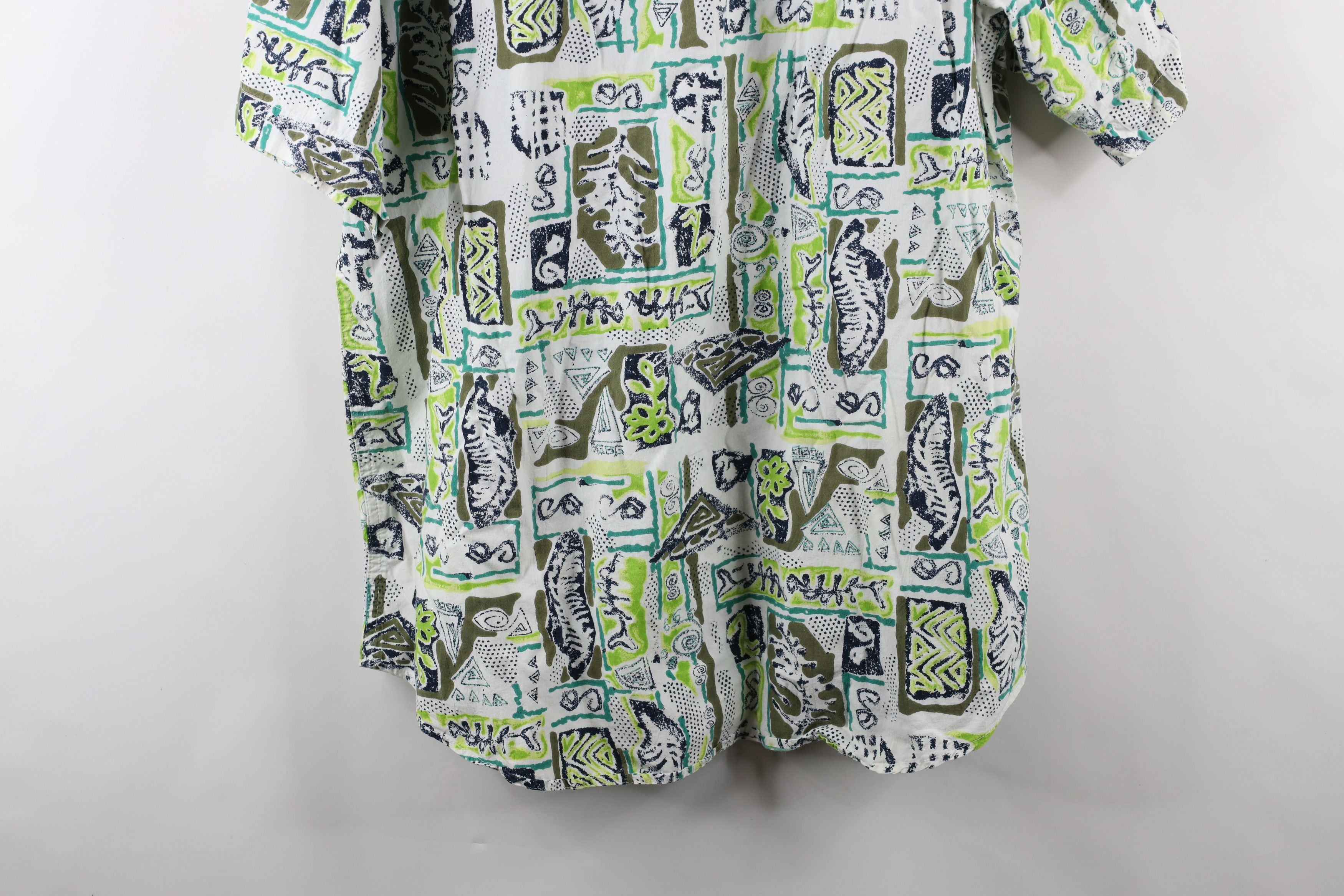 Vintage Vintage 90s Streetwear Abstract Surf Hawaiian Button Shirt Size US XL / EU 56 / 4 - 14 Thumbnail