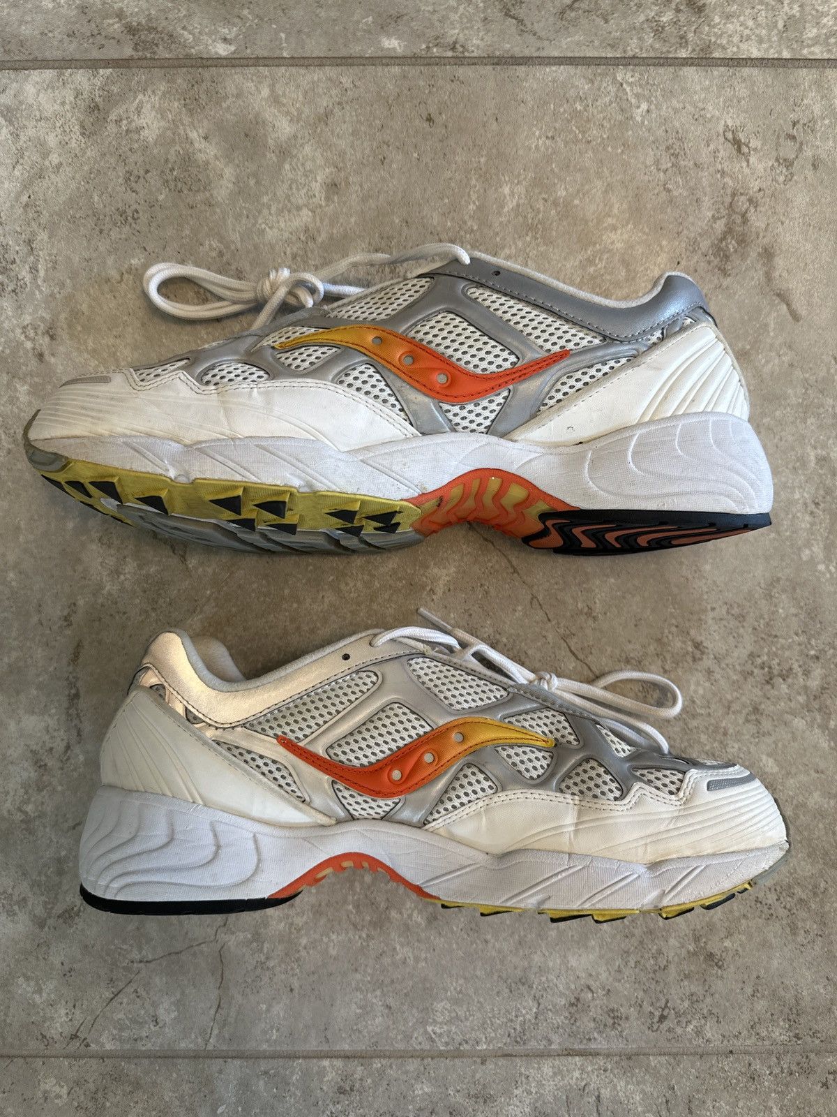 Kith Kith x Saucony Grid Web ‘Grey Orange’ - Used - Size 11 Size US 11 / EU 44 - 3 Thumbnail