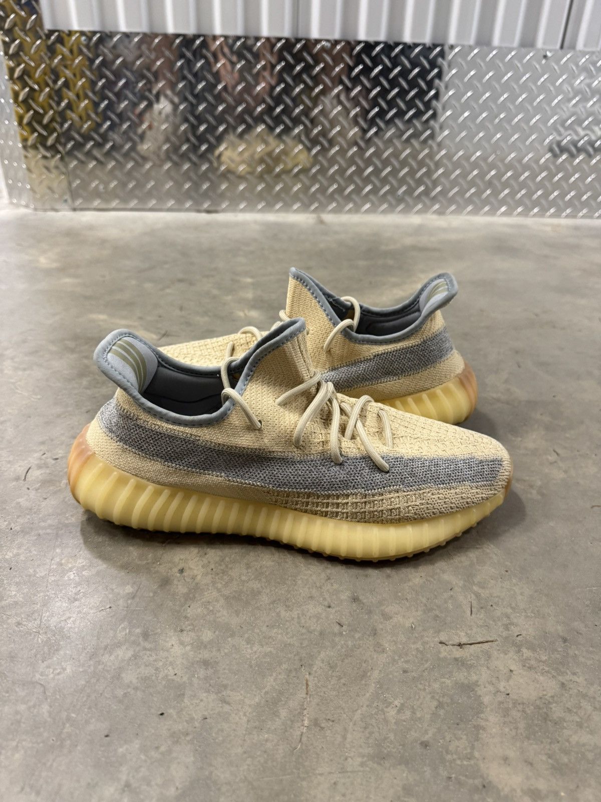 Adidas Adidas Yeezy 350 V2 Linen Size 10 Size US 10 / EU 43 - 1 Thumbnail