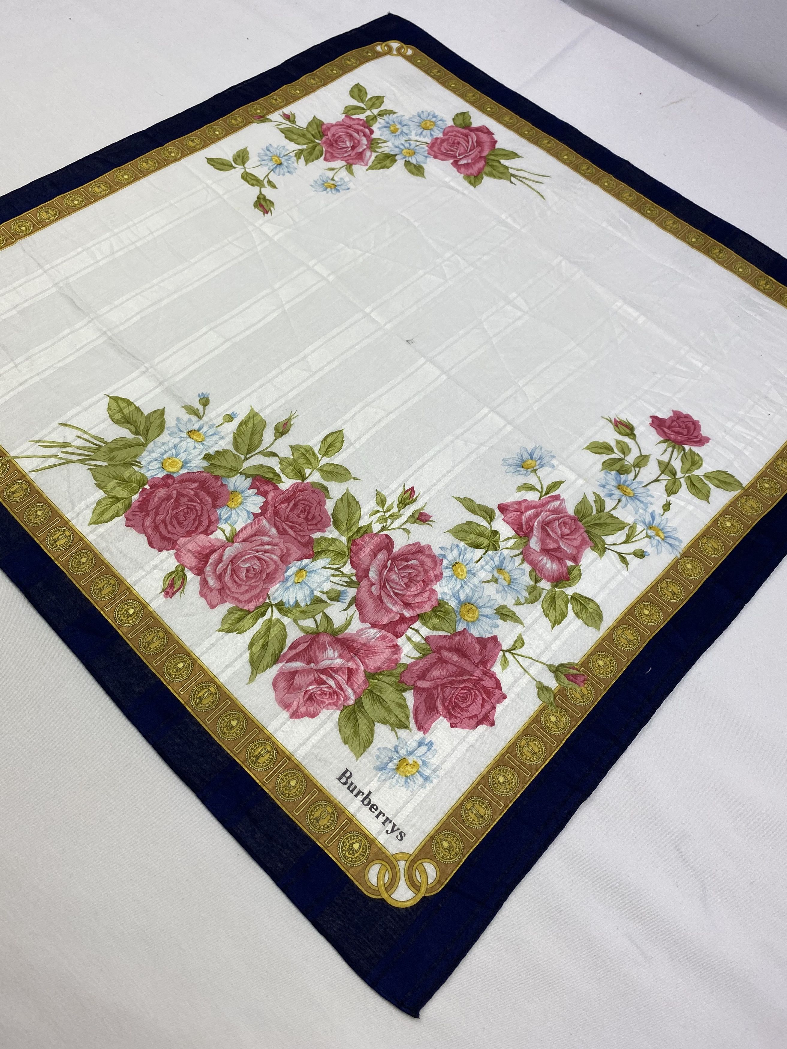 Burberry Burberry Handkerchief / Bandana / Neckerchief Size ONE SIZE - 4 Thumbnail