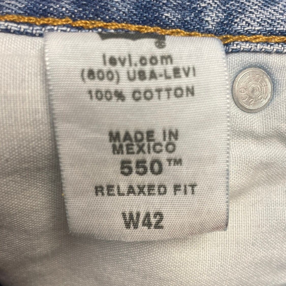 Levi's Levi's 550 Mens 42 Waist Medium Cotton Blend Denim Shorts Size US 42 / EU 58 - 4 Thumbnail