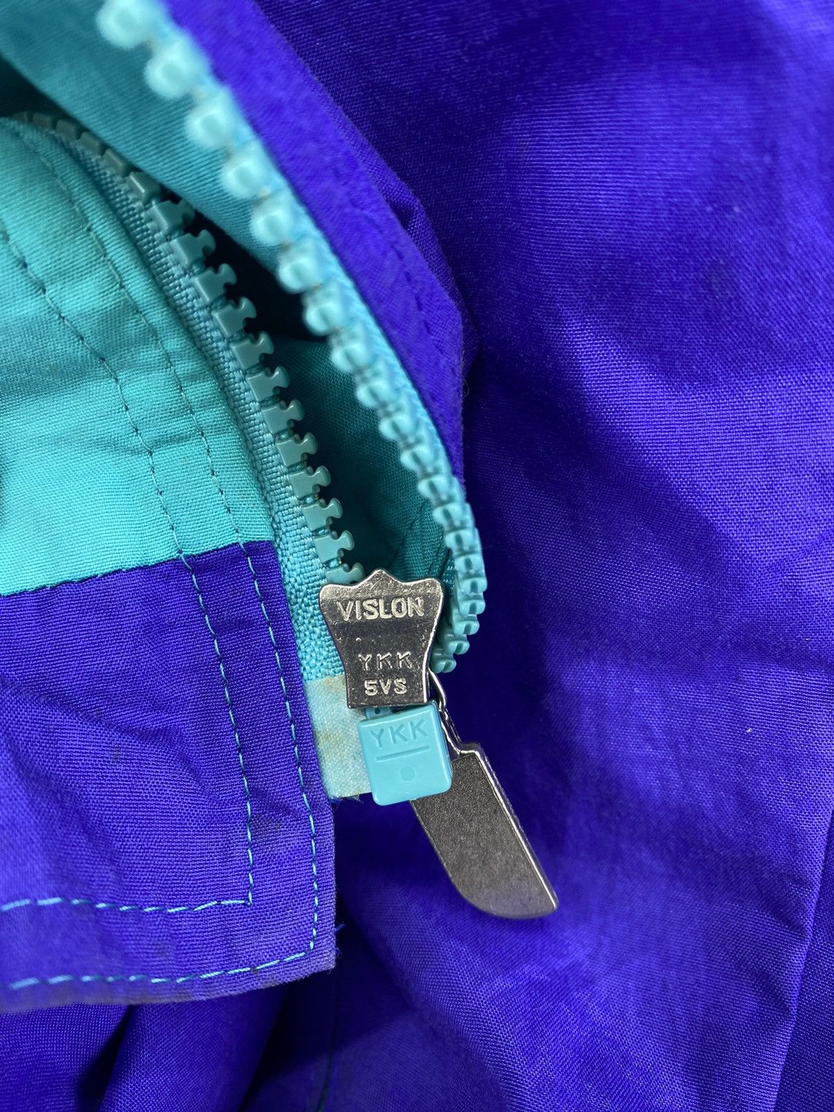 The North Face Vintage The North Face Spellout Light Jacket Size US L / EU 52-54 / 3 - 16 Thumbnail