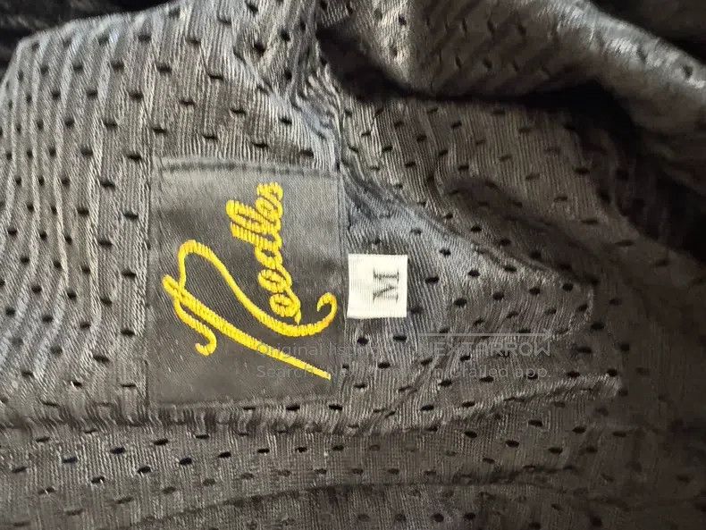 Needles Needles size M Black and purple velvet slacks Size US 34 / EU 50 - 2 Thumbnail