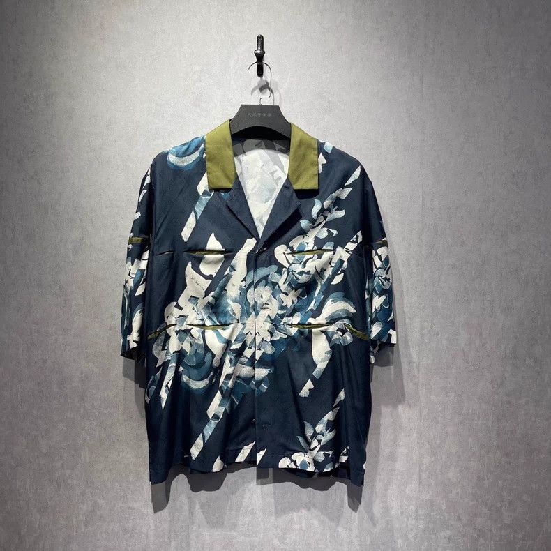Louis Vuitton LOUIS VUITTON Flying Pigeon Full Print Silk Short Sleeve Sh Size US XL / EU 56 / 4 - 1 Thumbnail