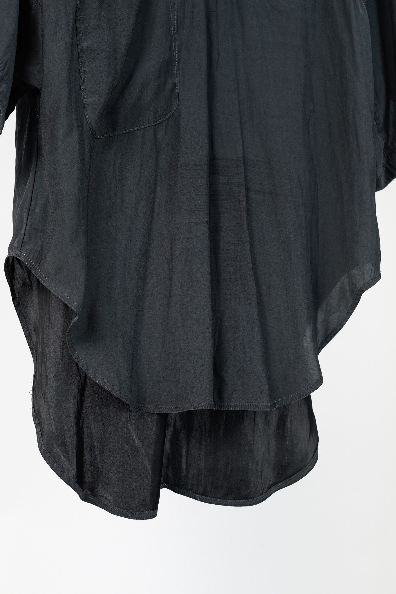 SMYTHE Smythe Grey Matte-Satin Pocket V-Neck Tunic Size S / US 4 / IT 40 - 6 Thumbnail