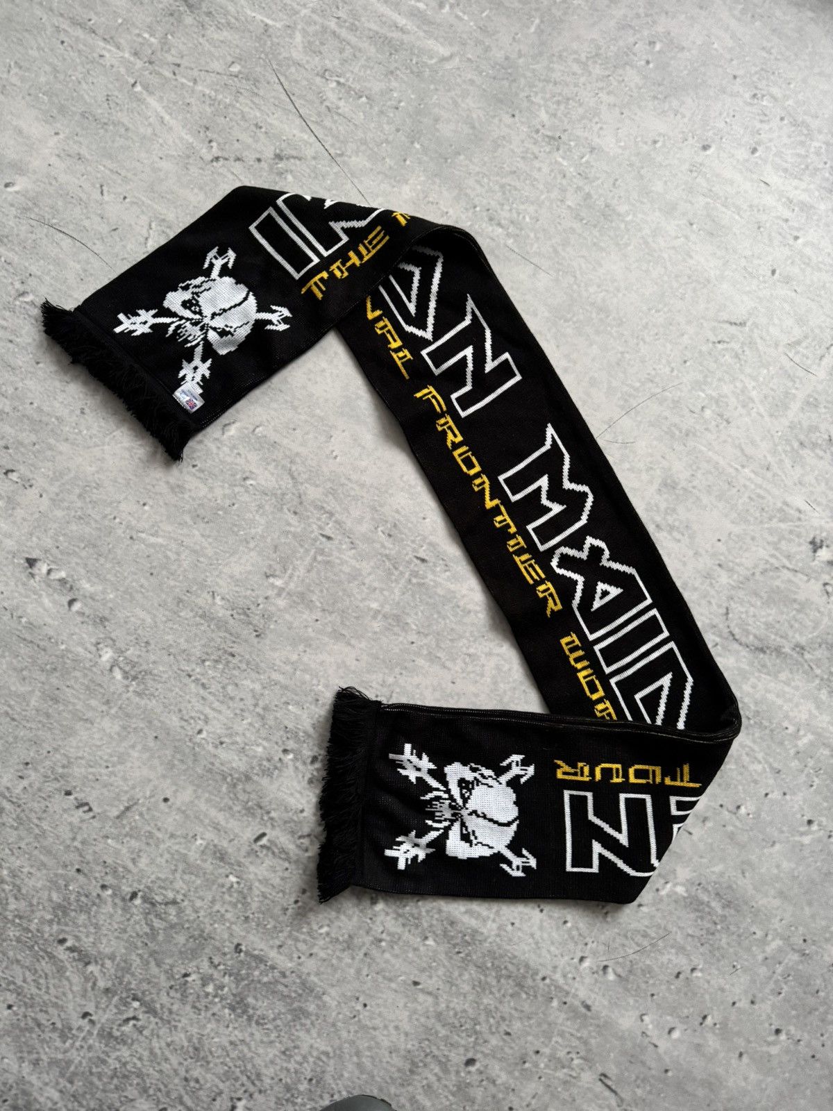 Iron Maiden × Vintage Iron Maiden two sided scarf Rock tour Size ONE SIZE - 1 Thumbnail