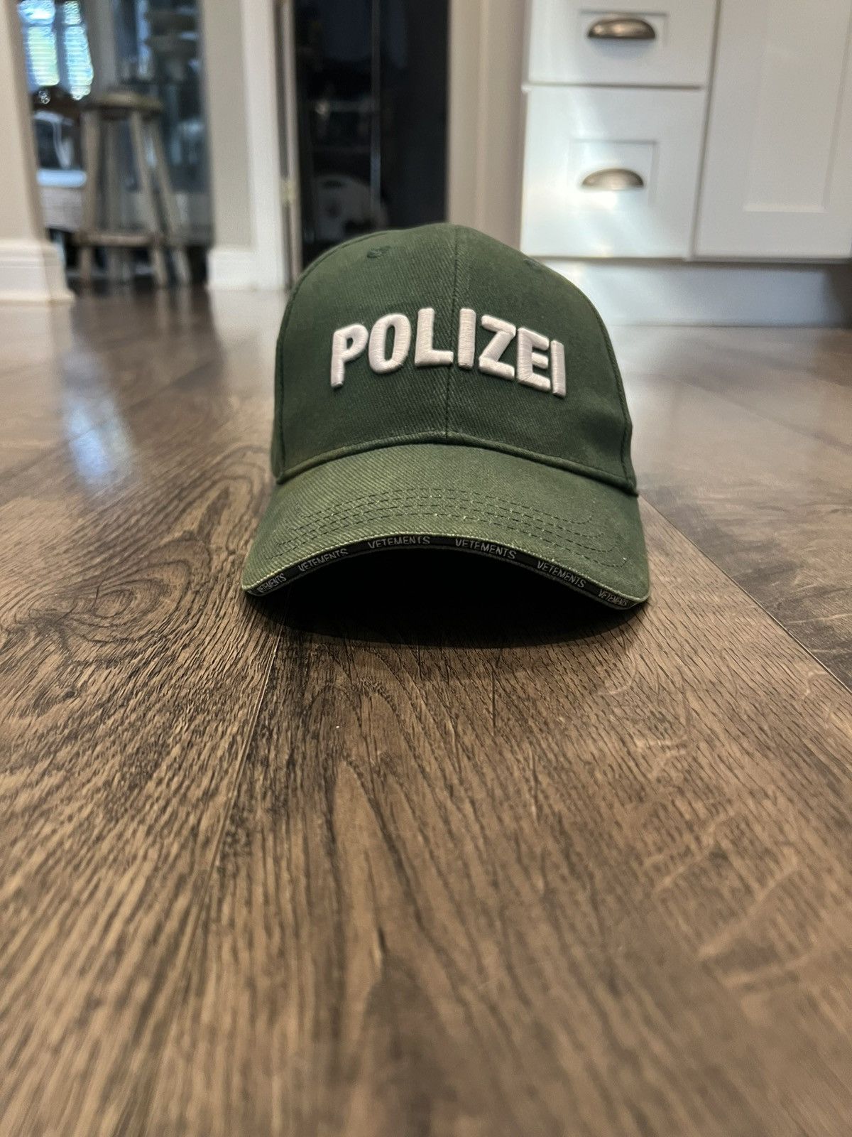 VETEMENTS Polizei コットンキャップ Vetements Polizei Hat | Grailed