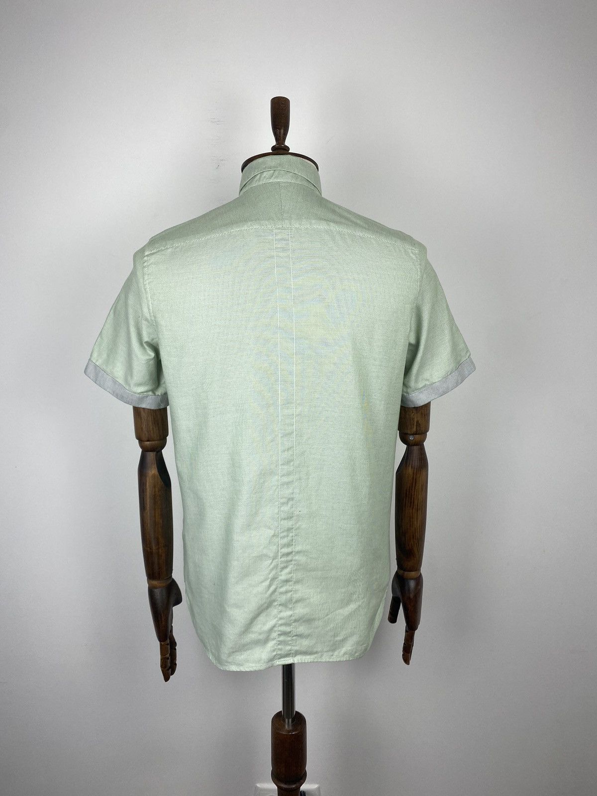 Fred Perry Men’s Fred Perry Short Sleeve Shirt size M Size US M / EU 48-50 / 2 - 3 Thumbnail