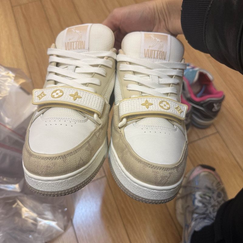 Louis Vuitton Louis Vuitton Trainer Stylish Low Top Sneakers -2508 Size US 8.5 / EU 41-42 - 2 Thumbnail