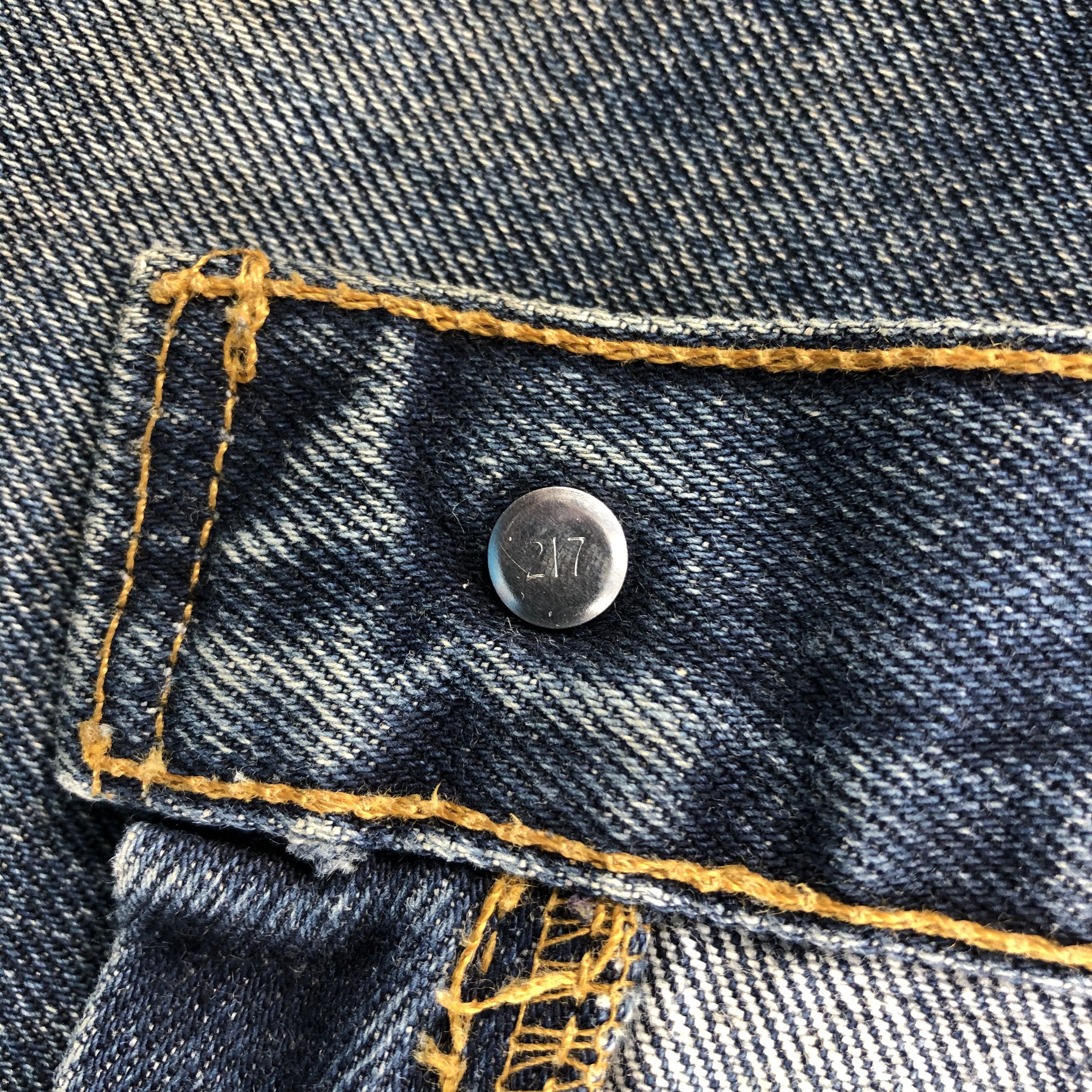 Levi's Vintage Levis 528 Jeans Rusty Blue Denim KJ506 Size US 31 - 9 Thumbnail