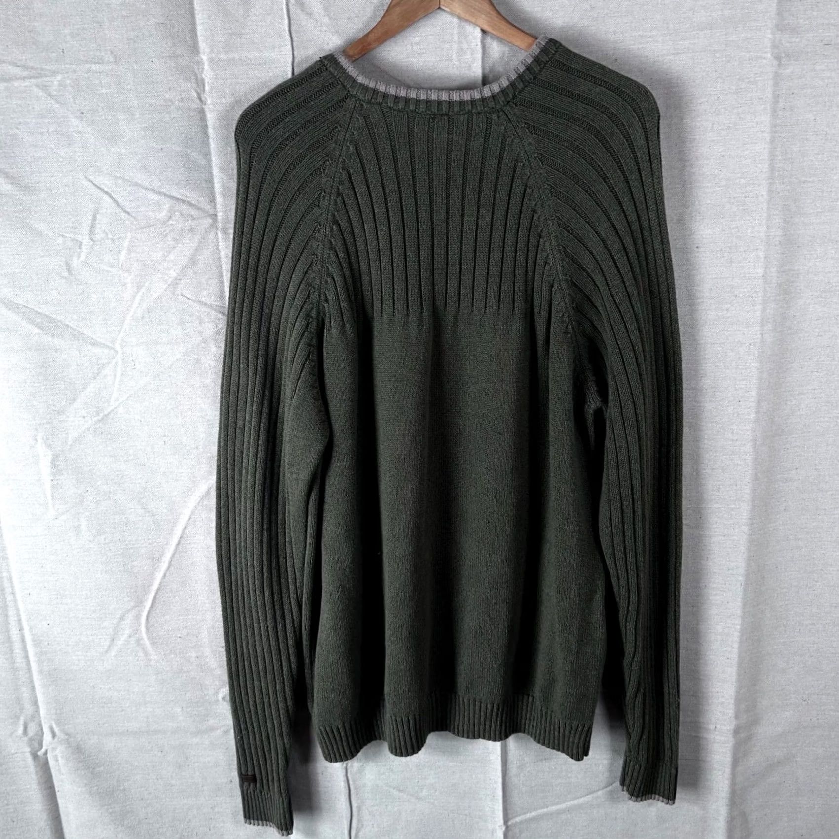 Olive Columbia Mens XXL Olive Green Ribbed Raglan Crewneck Heavy Knit Pullover Sweater Size US XXL / EU 58 / 5 - 3 Thumbnail