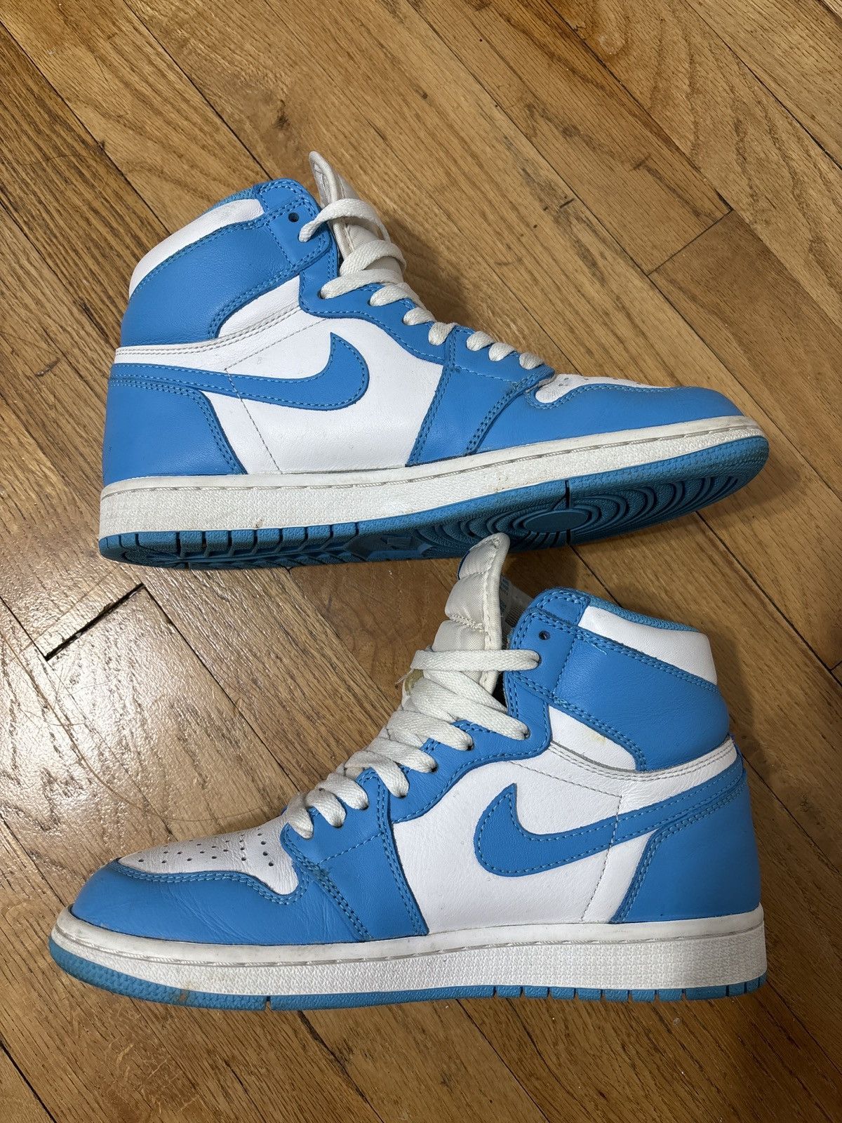 Jordan Brand Jordan 1 UNC Size 7.5 Size US 7.5 / EU 40-41 - 6 Thumbnail