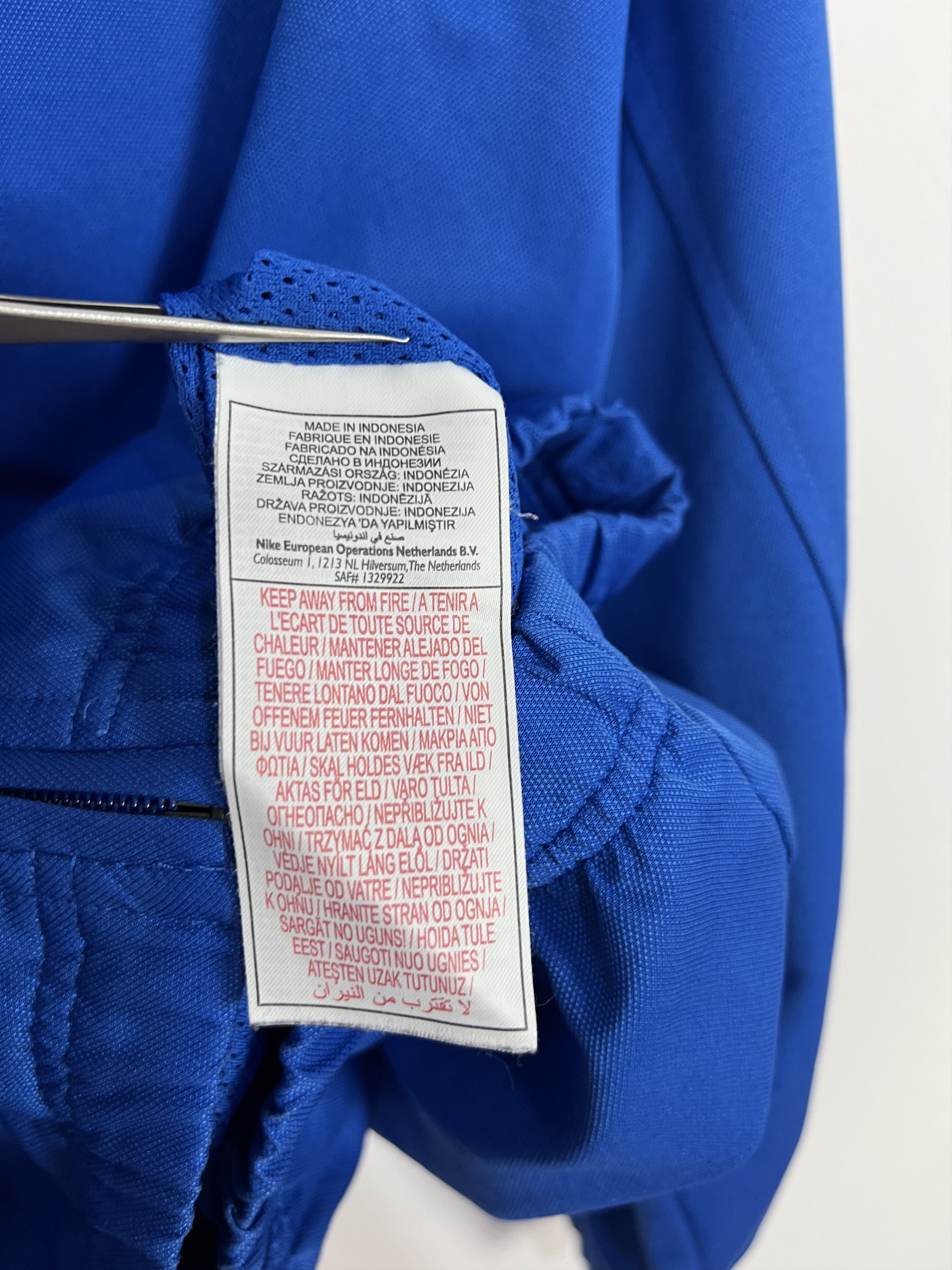 Nike Vintage Zurich Football Jacket Soccer Track Top Zip Rare Size US M / EU 48-50 / 2 - 8 Thumbnail