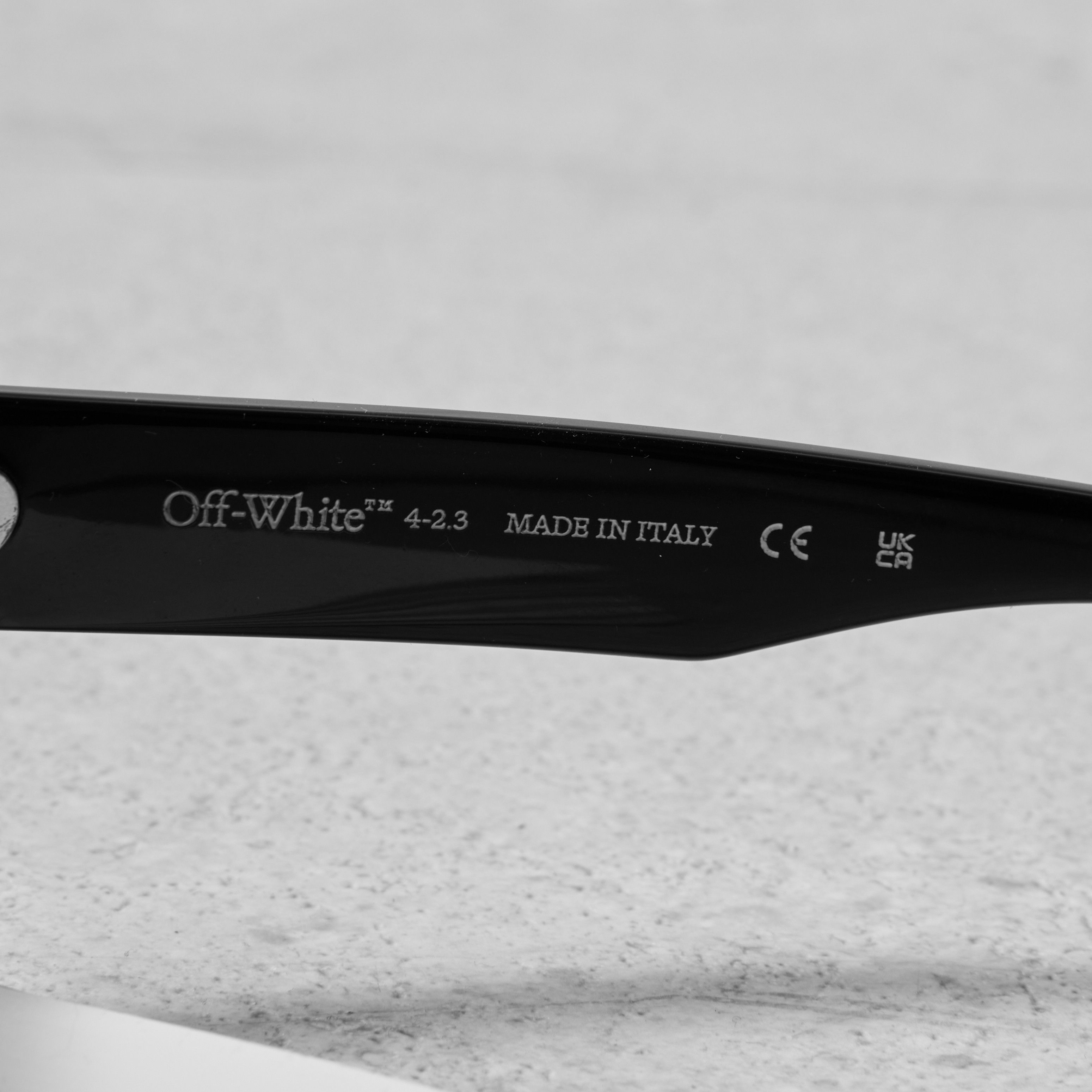 Off-White OFF WHITE Manchester Rectangular Fram Sunglasses Size ONE SIZE - 6 Thumbnail