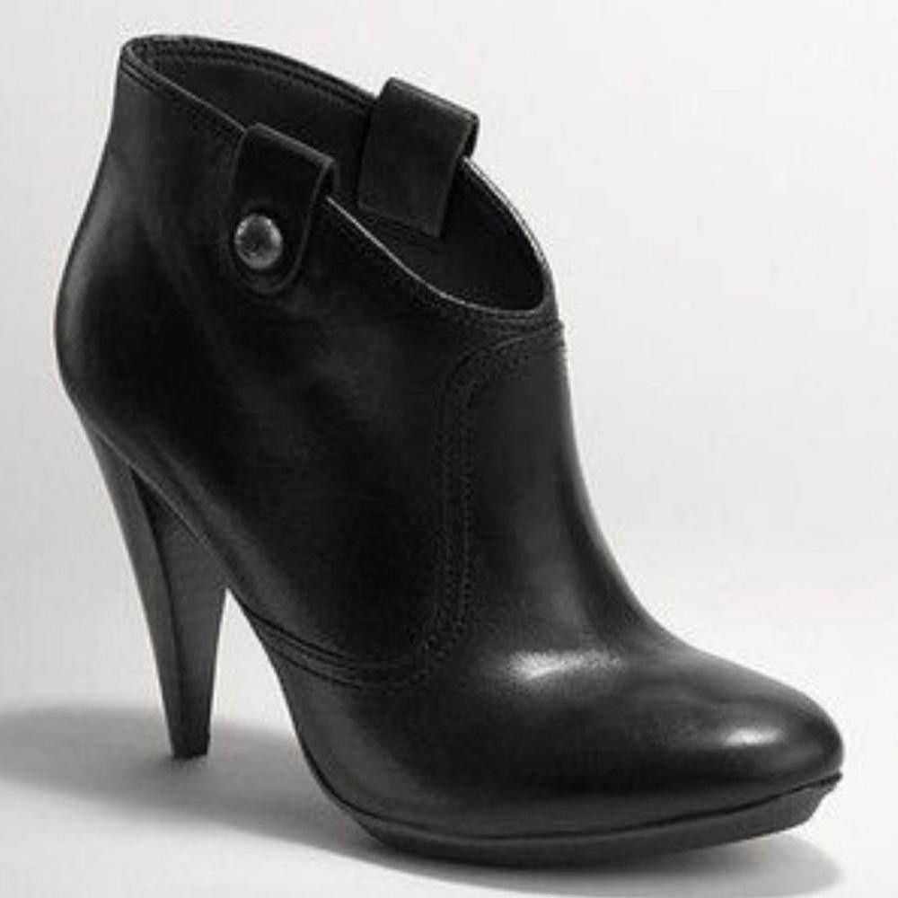 Coach COACH Aliza Black Leather Ankle Boot Booties Size 8 Size US 8 / IT 38 - 1 Thumbnail