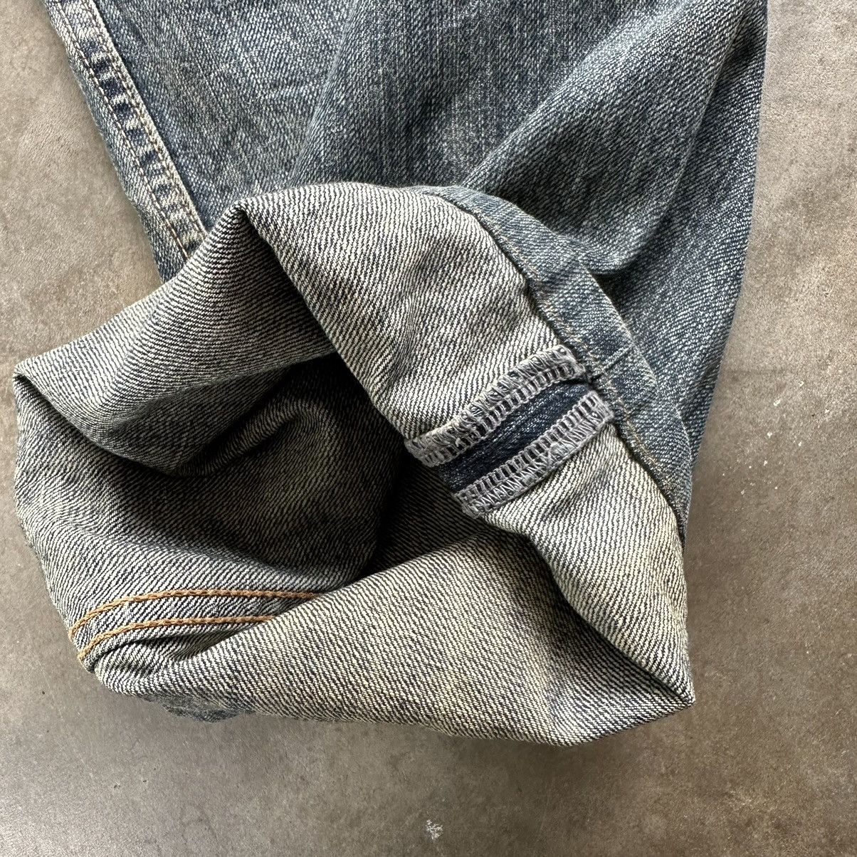 Japanese Brand Vintage Japanese Distressed Faded Rusty Denim Jean Pant W31 Size US 31 - 14 Thumbnail