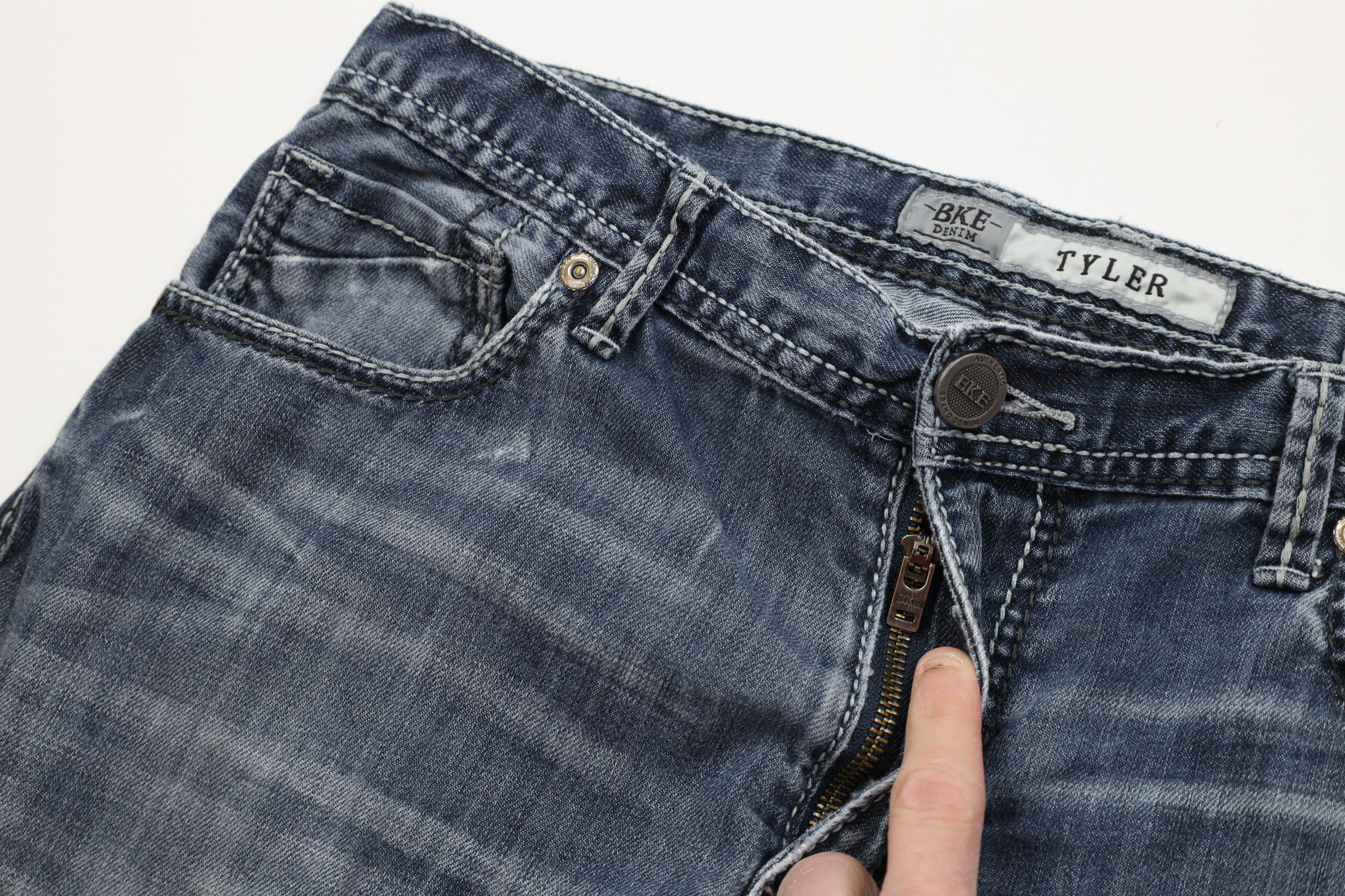Vintage Buckle BKE Thick Stitch Tyler Bootcut Wide Leg Denim Jeans Size US 34 / EU 50 - 8 Thumbnail
