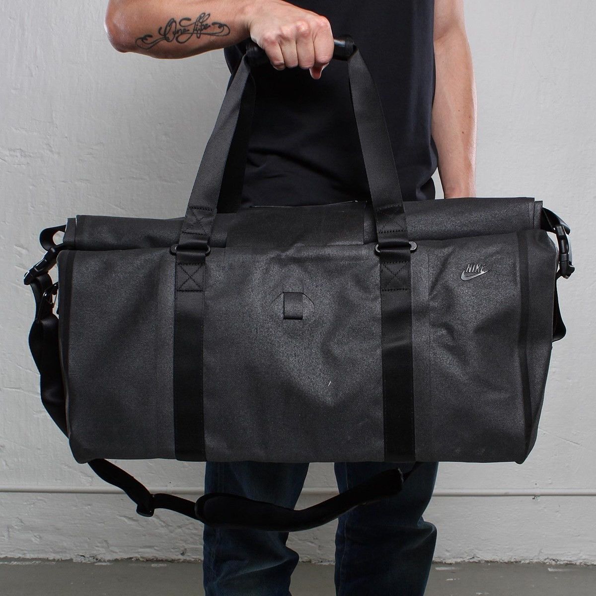 Nike eugene duffel sales