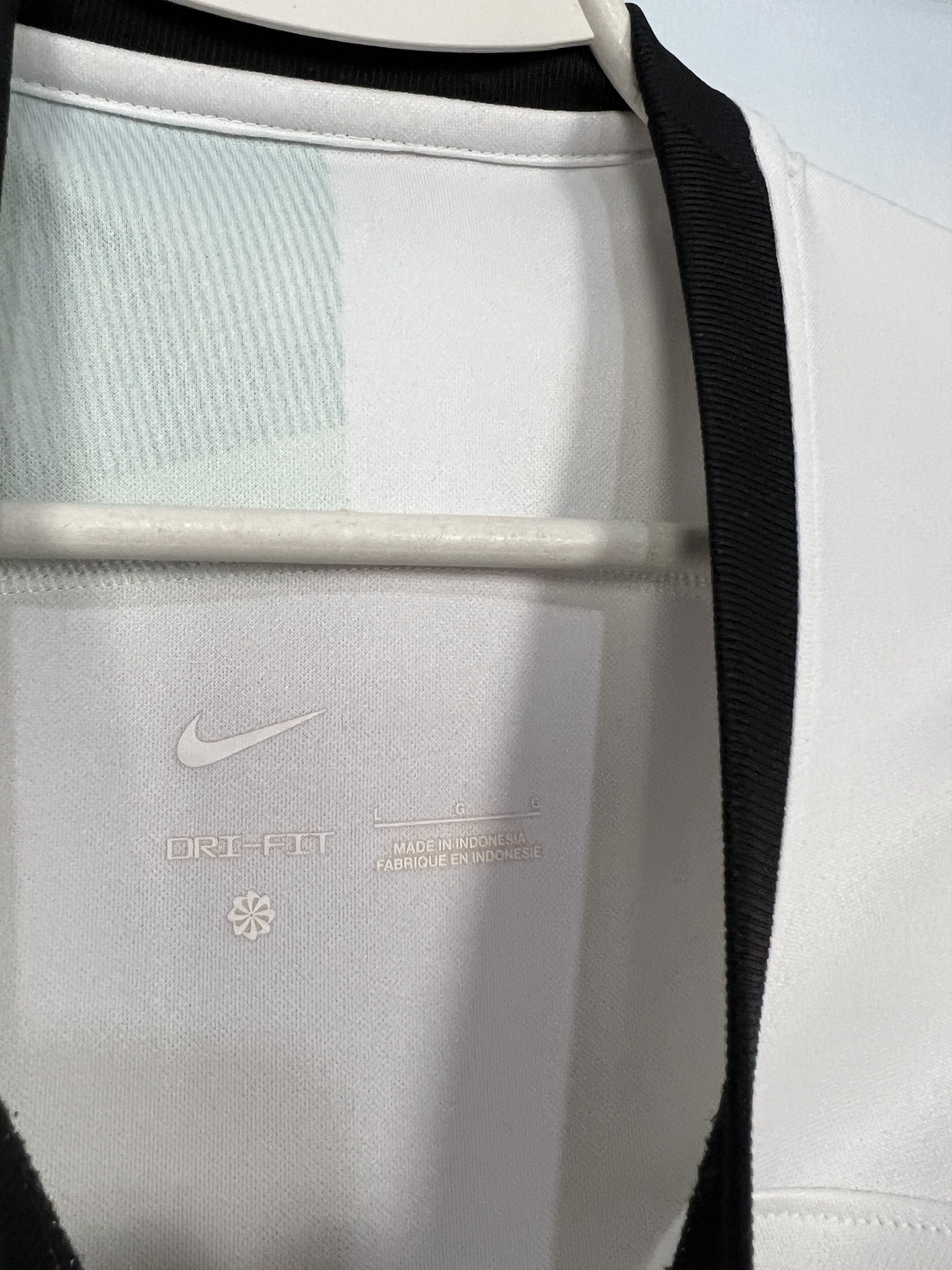 Nike Liverpool Away football shirt 2023 Soccer Nike Jersey Trikot Size US L / EU 52-54 / 3 - 4 Thumbnail