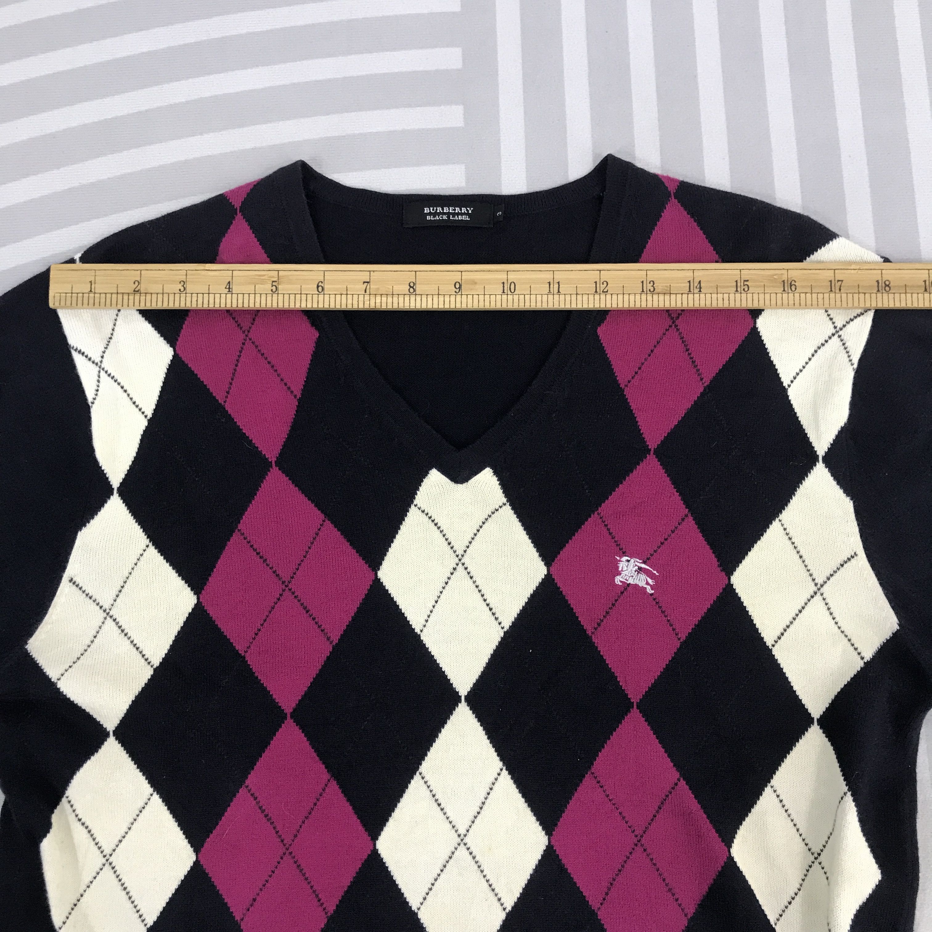 Black Label × Burberry × Vintage Vintage Burberry Black Label V Collar Knitwear Size US M / EU 48-50 / 2 - 5 Thumbnail